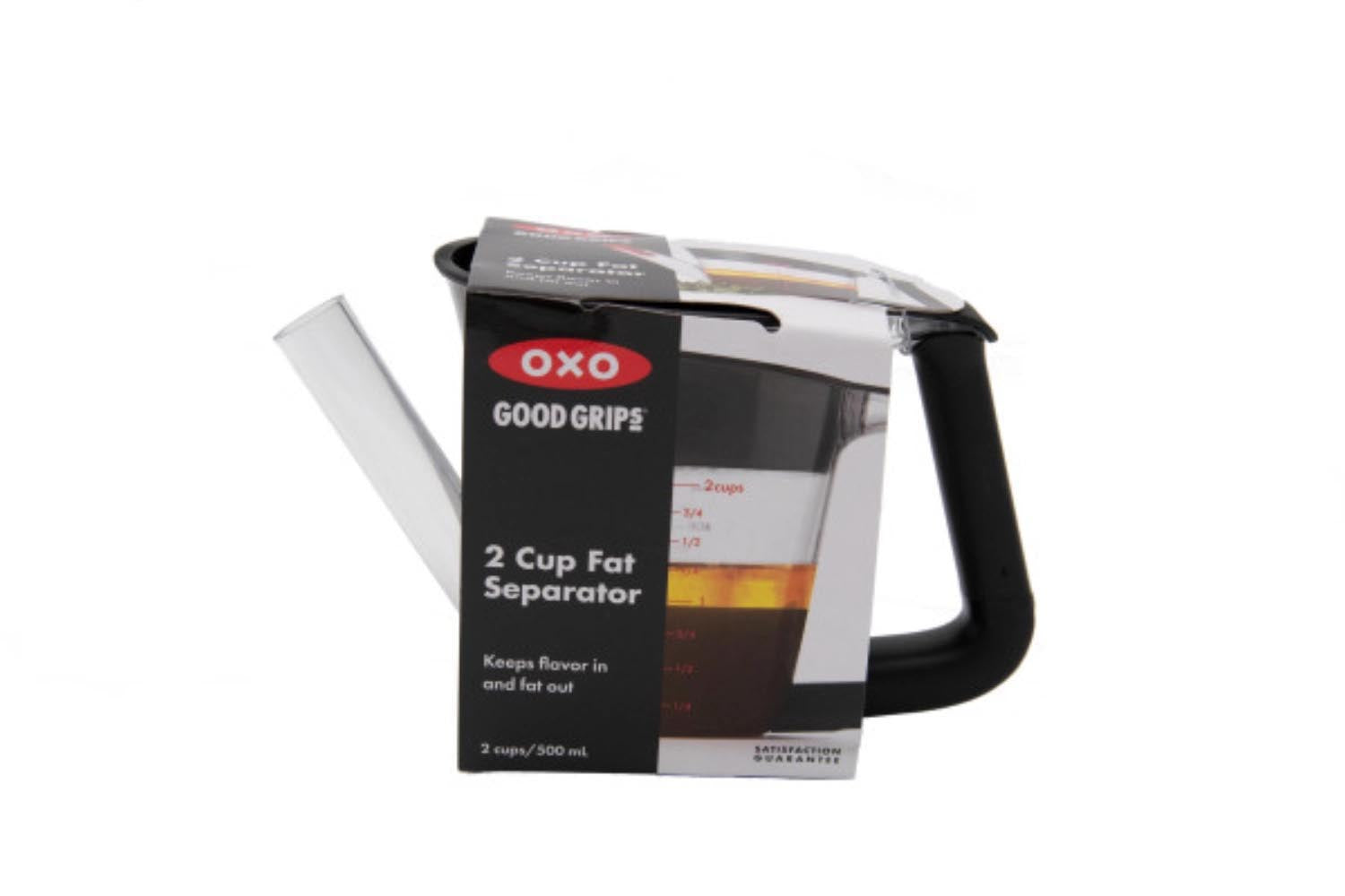 Der OXO Good Grips Fetttrenner 500ml trennt Fett von Flüssigkeiten effizient, ideal für Saucen und Brühen in der Küche.