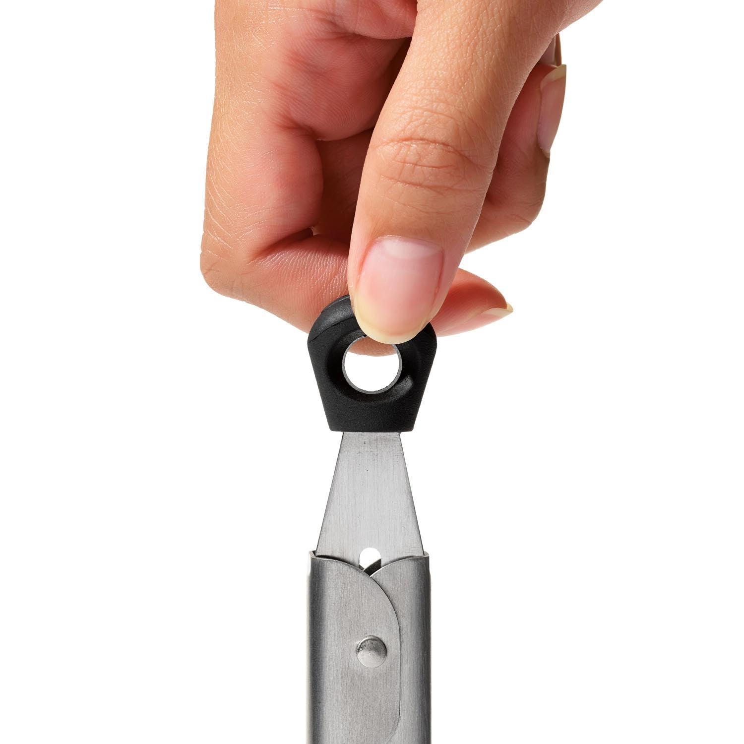 2er Set OXO Good Grips Zangen: Ideal für Küche und Grill, mit rutschfestem Griff und robustem Edelstahl für vielseitige Anwendungen.