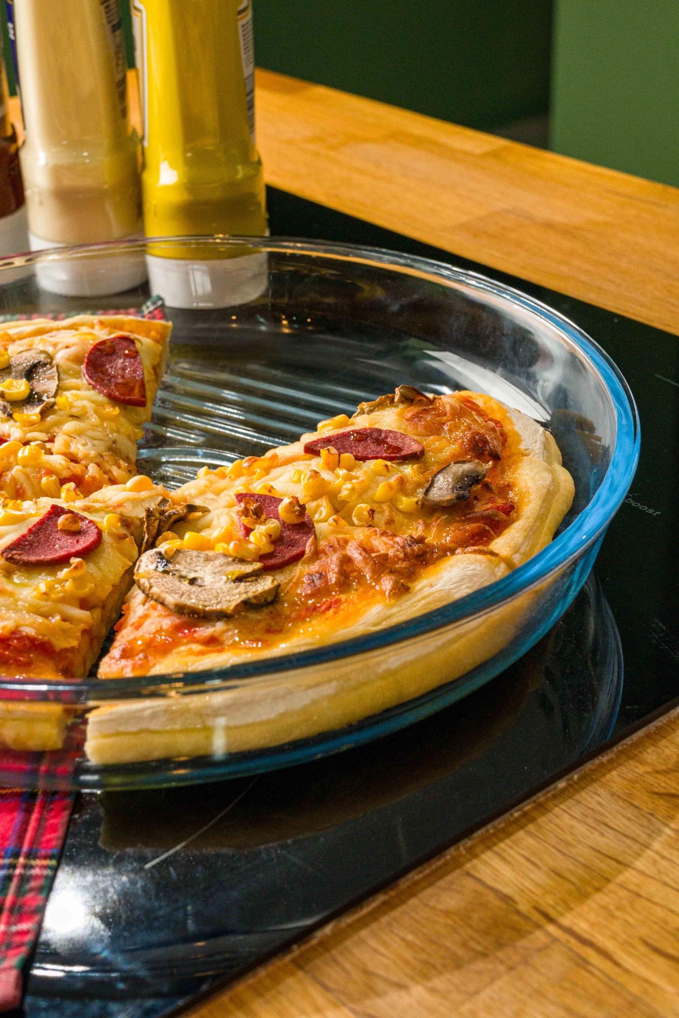 Die Borart Auflaufform (26 cm) aus hochwertigem Glas ist perfekt für Aufläufe, Gratins und mehr. Hitzebeständig, mikrowellengeeignet und langlebig!