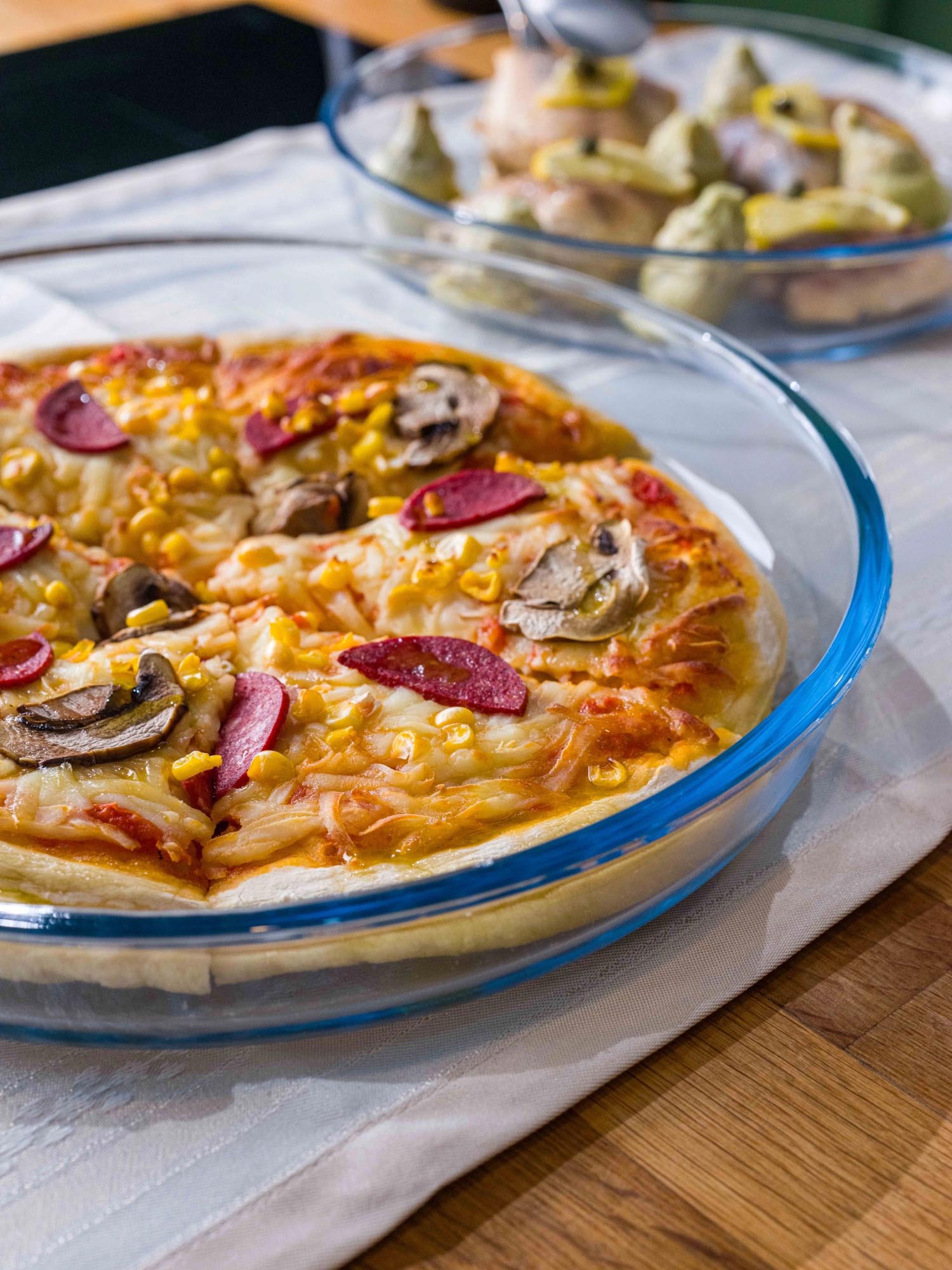 Runde Borart Auflaufform, 26 cm, perfekt für Backen und Servieren, robust, stilvoll und vielseitig einsetzbar.