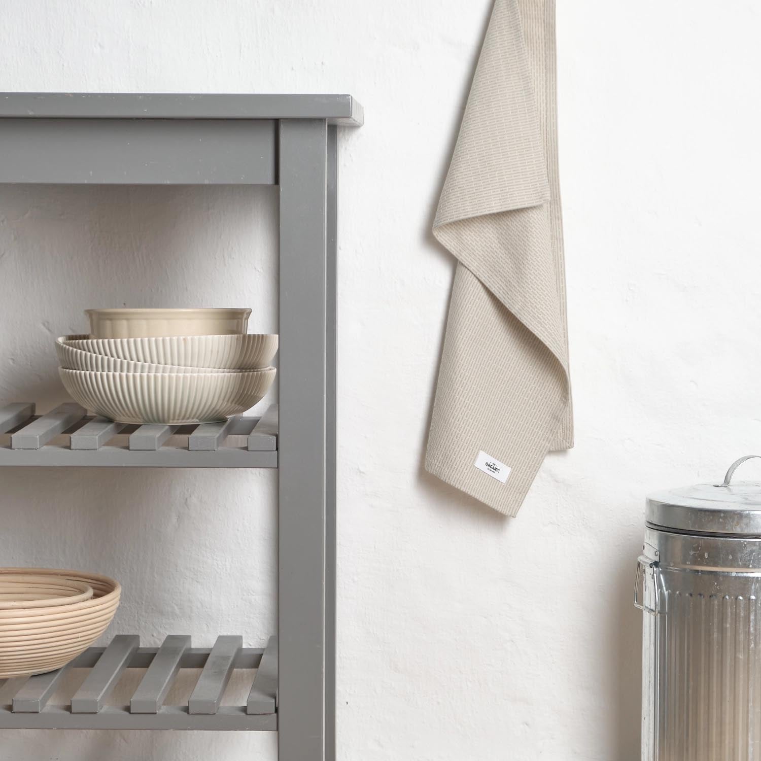 Kompaktes Geschirrtuch aus Bio-Baumwolle, 35x60cm, in der Farbe Morning Bay, umweltfreundlich und elegant von The Organic Company.