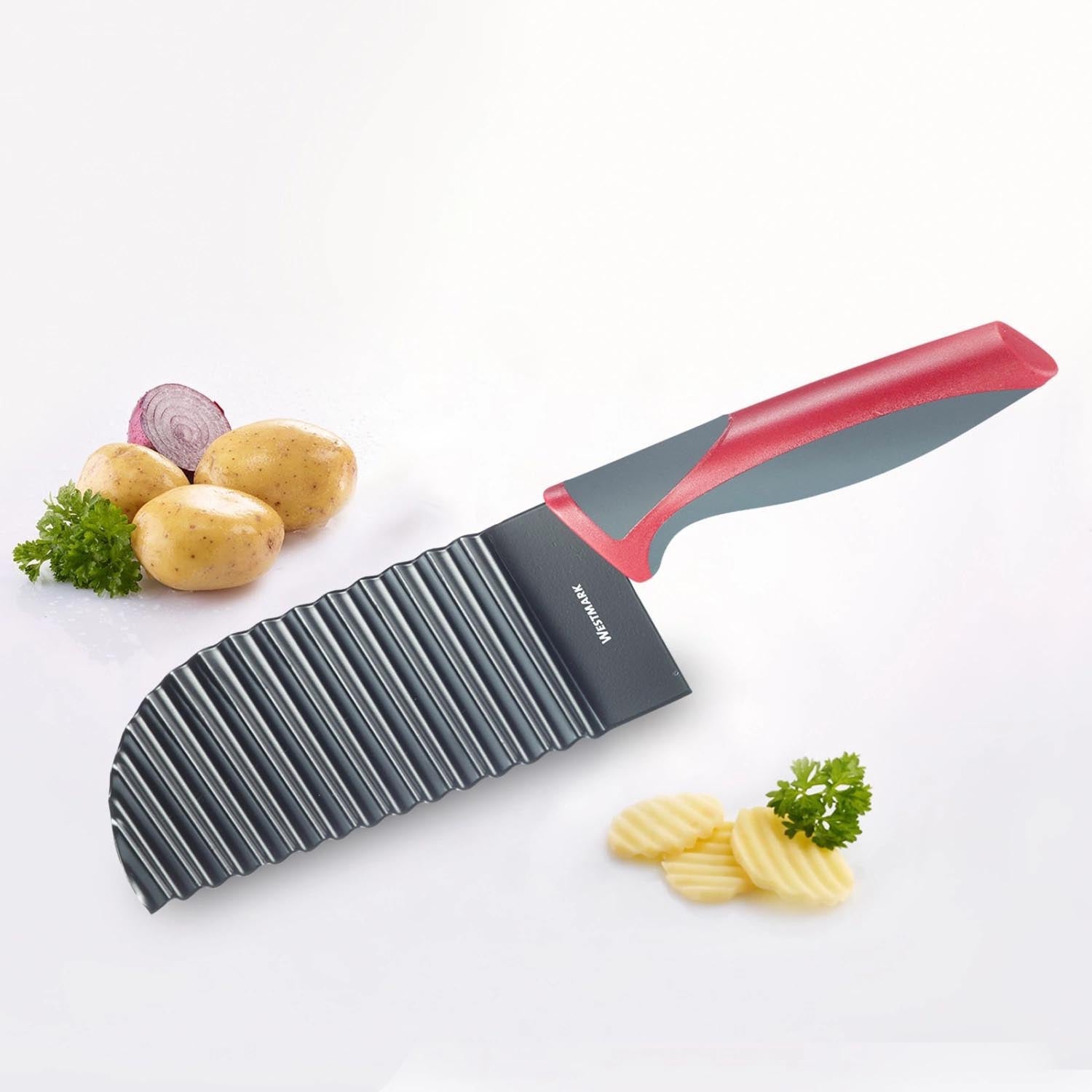 Wellenmesser von Westmark für dekoratives Schneiden von Gemüse und Obst, ideal für kreative Küchenideen.
