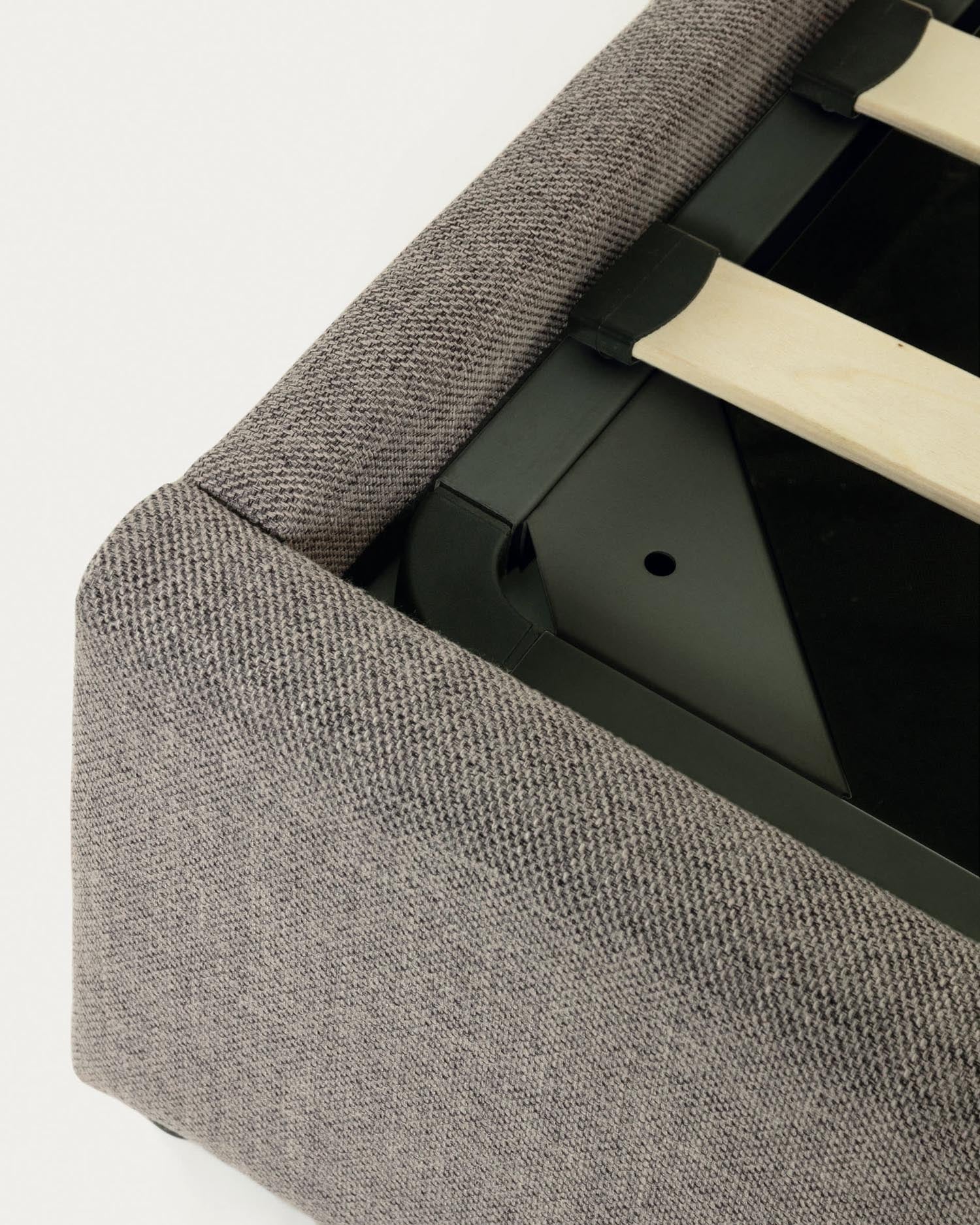 Stylisches Nahiri Bett in Grau mit praktischem Stauraum, perfekt für 150x200 cm Matratzen – vereint Funktionalität und modernes Design.