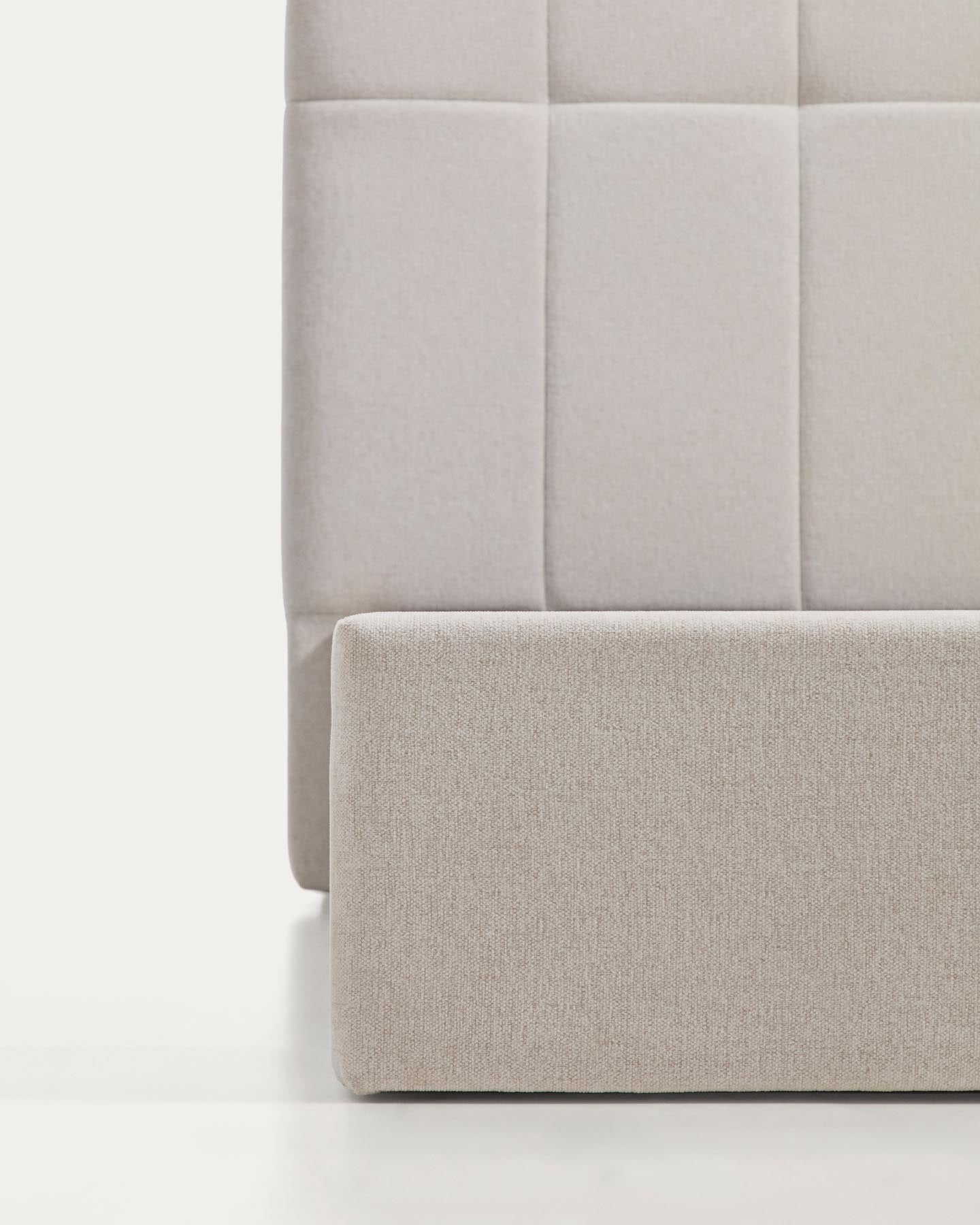 Bett mit klappbarem Bettkasten Darnela in moosgrüner Chenille für Matratzen 180 x 200 cm in Beige präsentiert im Onlineshop von KAQTU Design AG. Bett ist von Kave Home