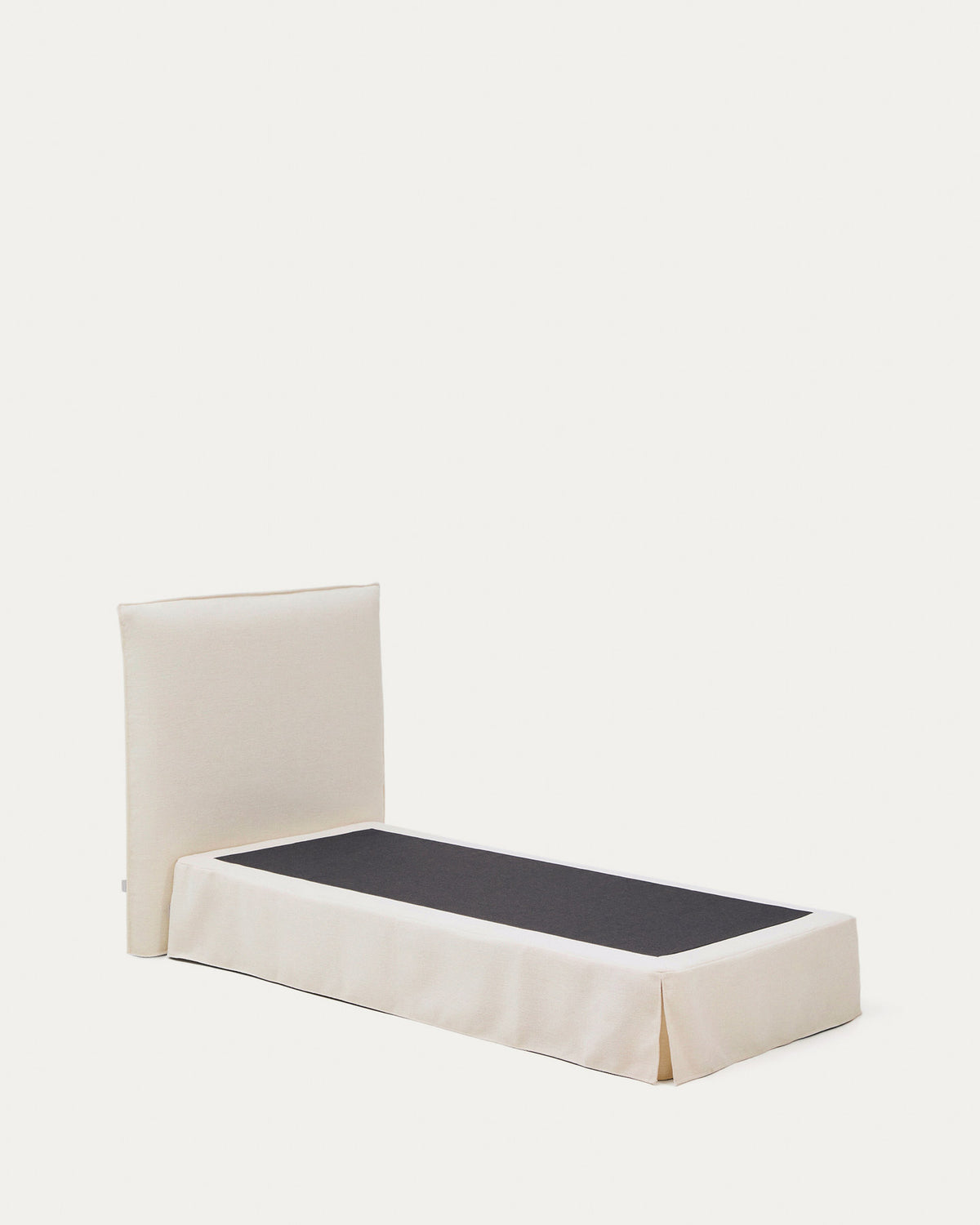 Abziehbares Bett Jaira in weisser Chenille für Matratzengrösse 90 x 200 cm, FSC Mix Credit in präsentiert im Onlineshop von KAQTU Design AG. Bett ist von Kave Home