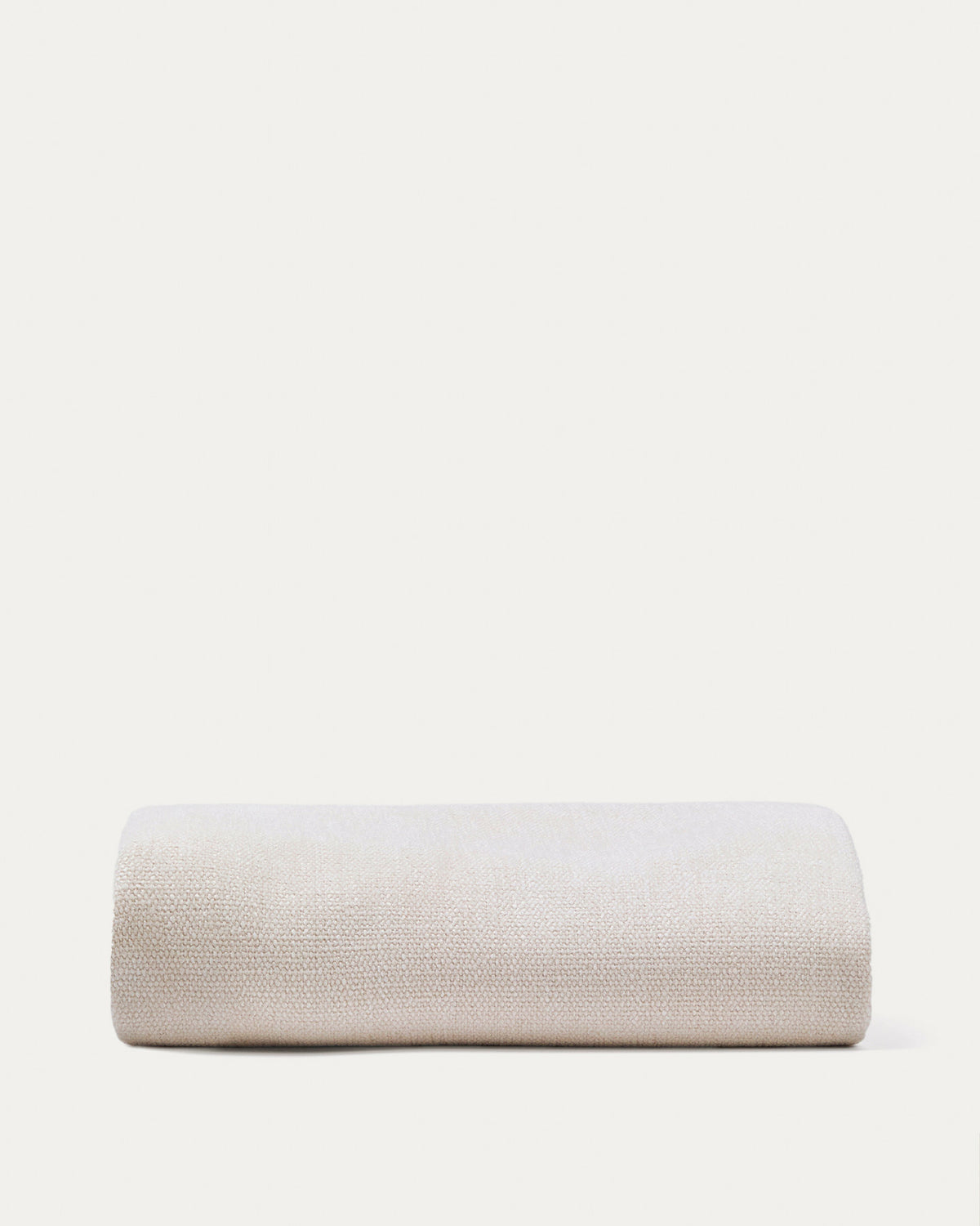 Bettkopfteilbezug Jaira aus weisser Chenille für Betten bis zu 160 cm in präsentiert im Onlineshop von KAQTU Design AG. Zubehör Bett ist von Kave Home