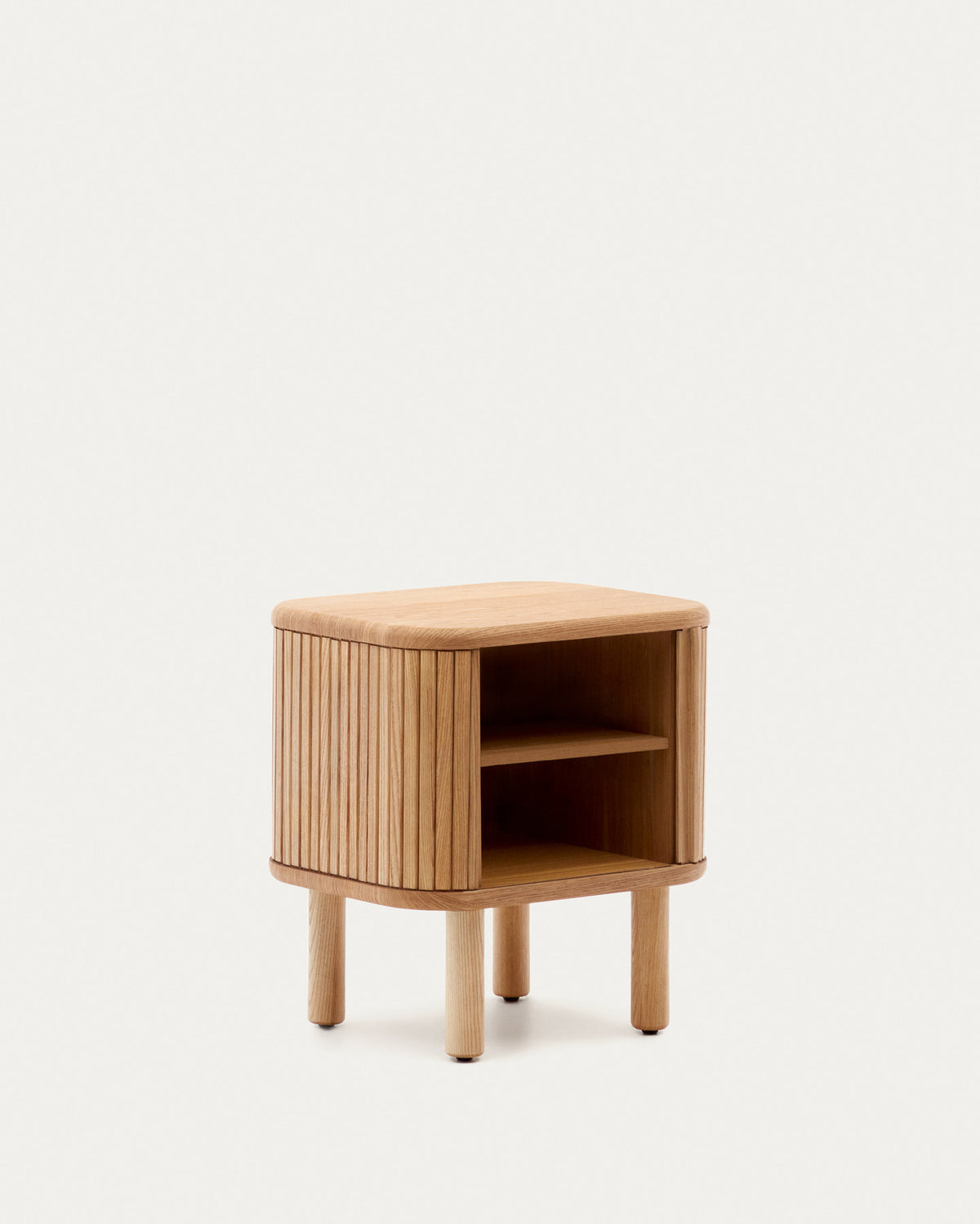Nachttisch Mailen aus Eschenfurnier mit natürlichem Finish 50 x 55 cm in Natur präsentiert im Onlineshop von KAQTU Design AG. Nachttisch ist von Kave Home