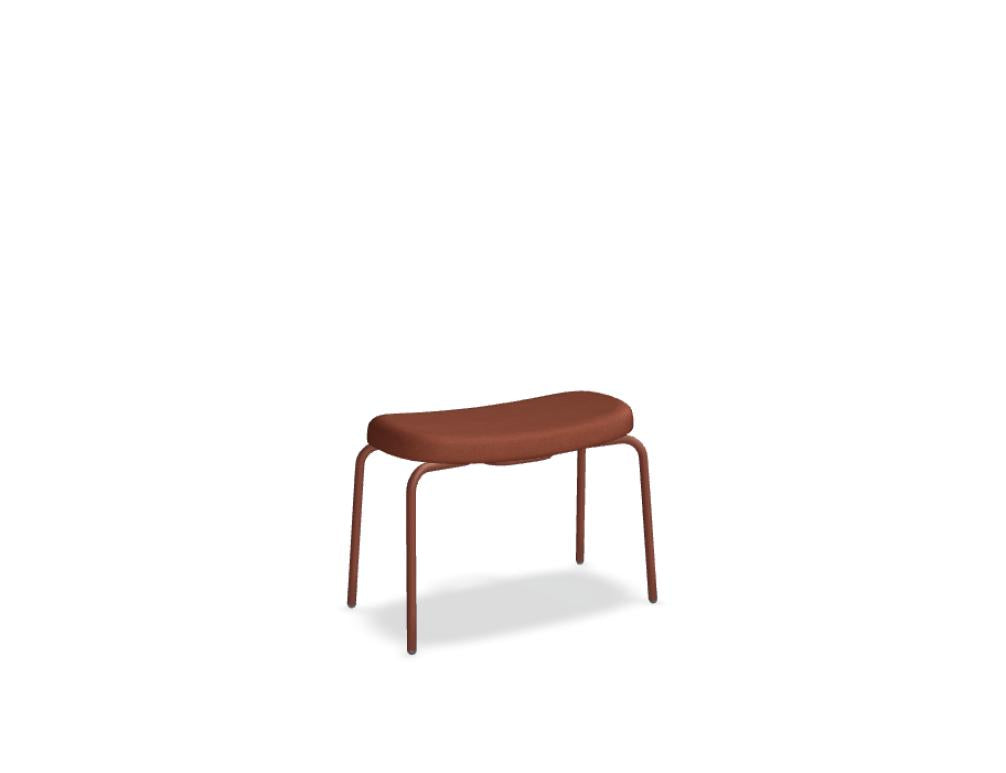 New School Lounge N3NL01F - gepolsterter Fußhocker in Ziegelrot präsentiert im Onlineshop von KAQTU Design AG. Hocker ist von Mdd