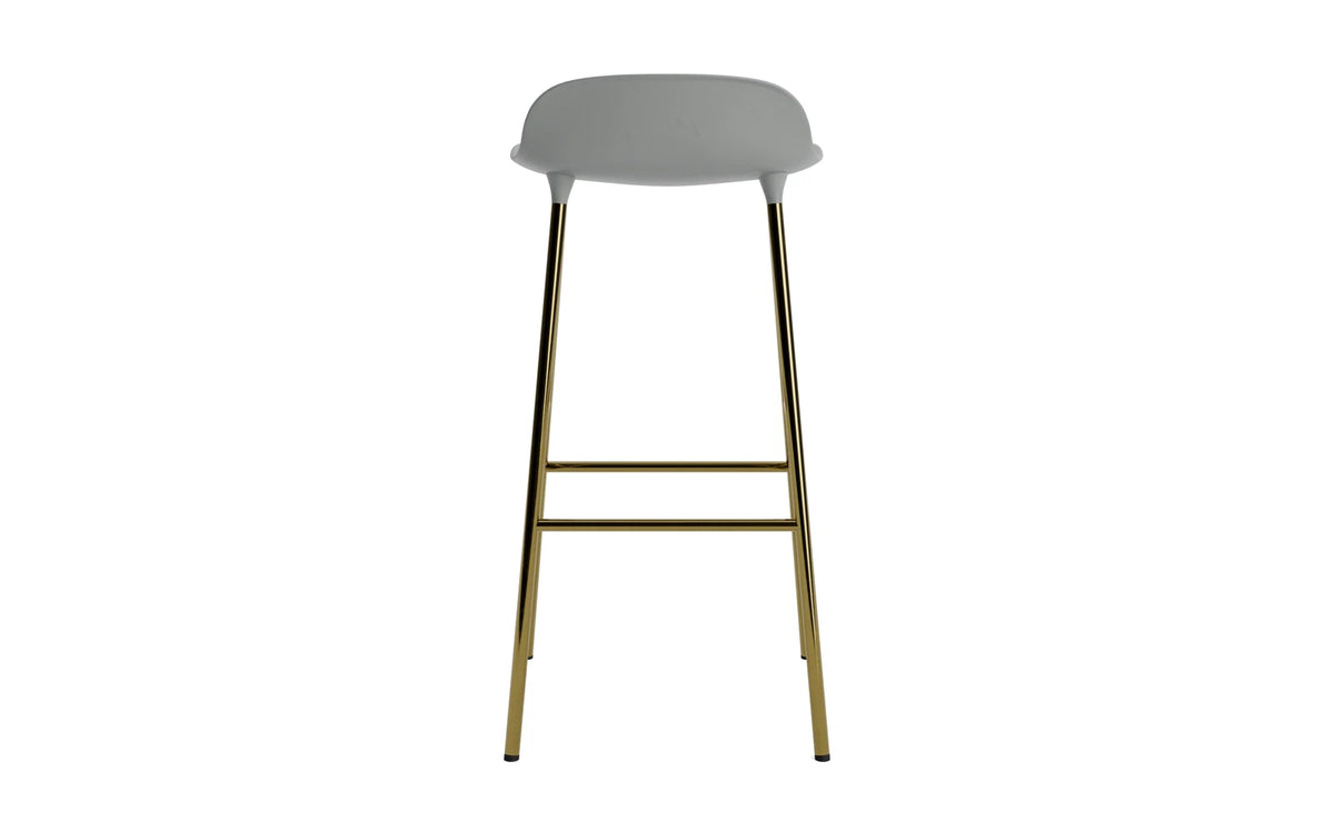 Form Barhocker in Grau präsentiert im Onlineshop von KAQTU Design AG. Barstuhl ist von Normann Copenhagen