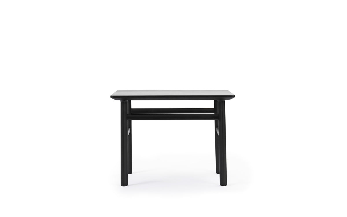 Grow Couchtisch in präsentiert im Onlineshop von KAQTU Design AG. Couchtisch ist von Normann Copenhagen