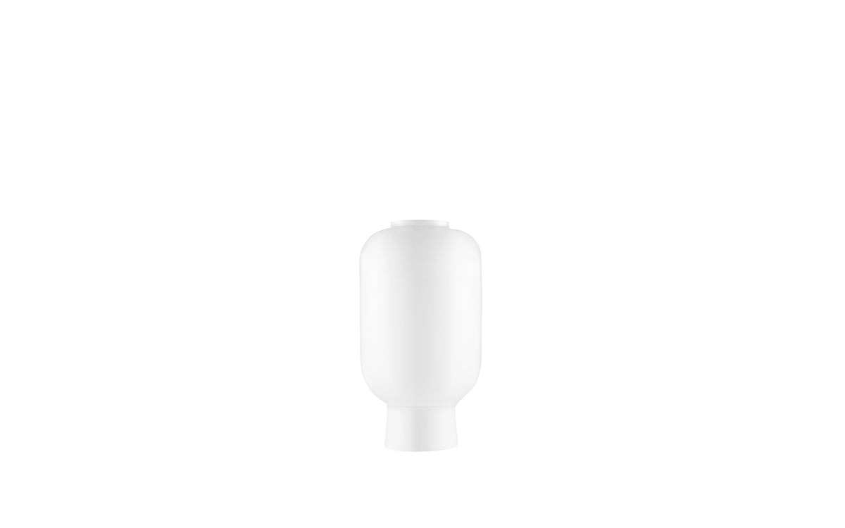 Amp Kronleuchter Ersatzglas in Weiß/weiß präsentiert im Onlineshop von KAQTU Design AG. Lampenzubehör ist von Normann Copenhagen