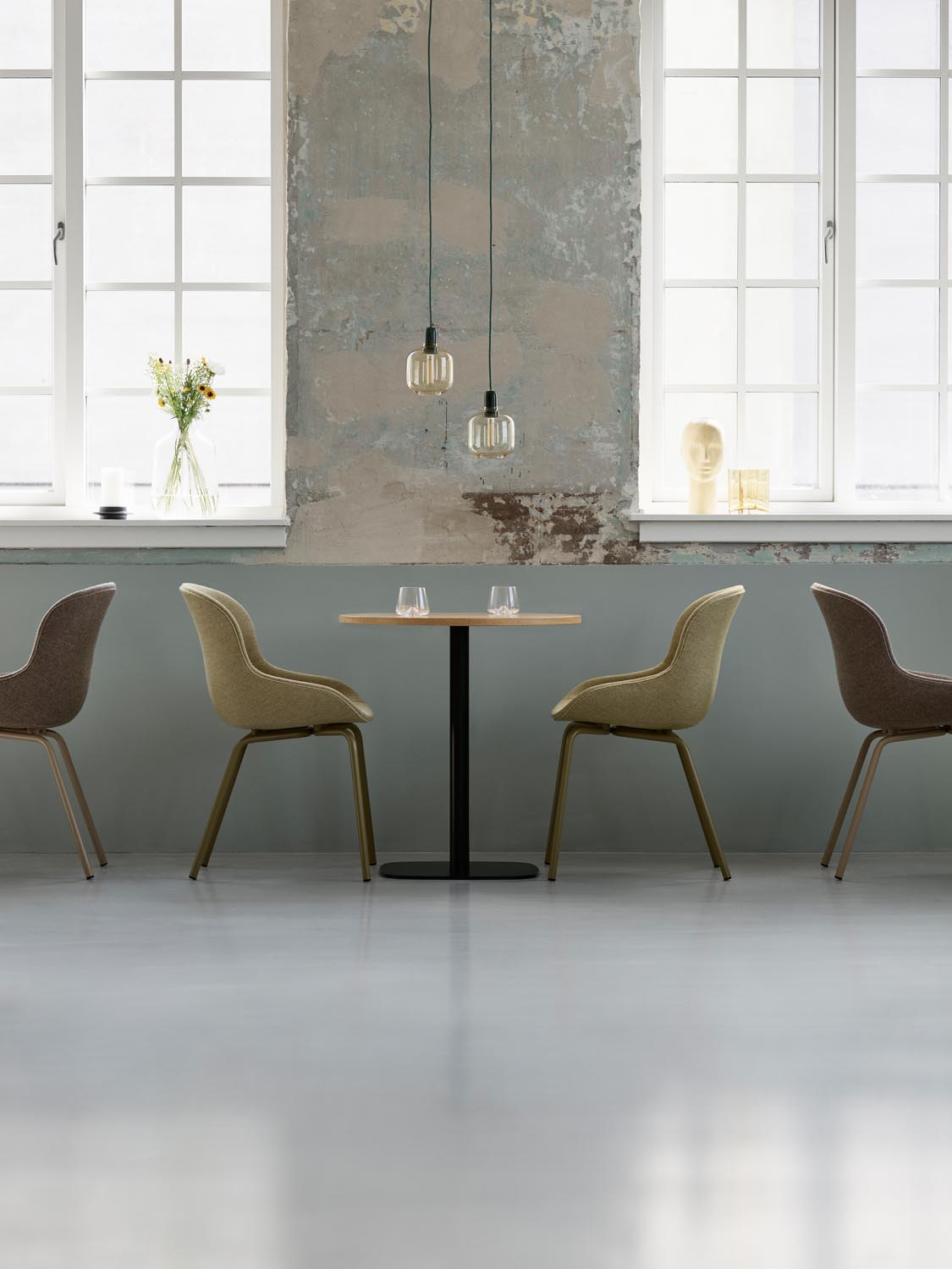 Amp Lampe klein EU in präsentiert im Onlineshop von KAQTU Design AG. Pendelleuchte ist von Normann Copenhagen