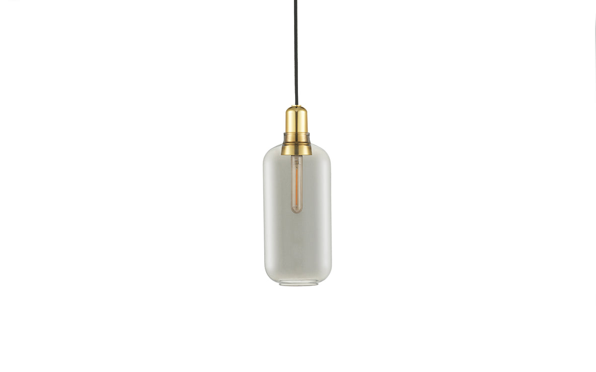 Amp Lampe gross EU in präsentiert im Onlineshop von KAQTU Design AG. Pendelleuchte ist von Normann Copenhagen