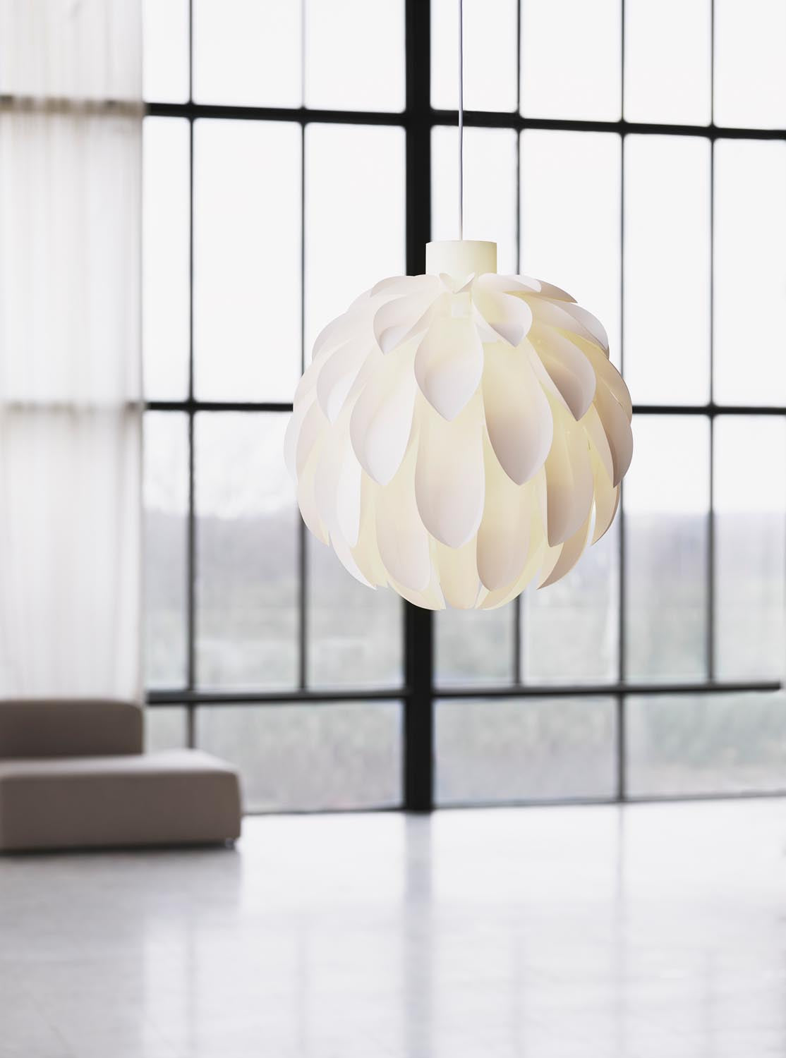 Norm 12 Lampe XGross in präsentiert im Onlineshop von KAQTU Design AG. Pendelleuchte ist von Normann Copenhagen