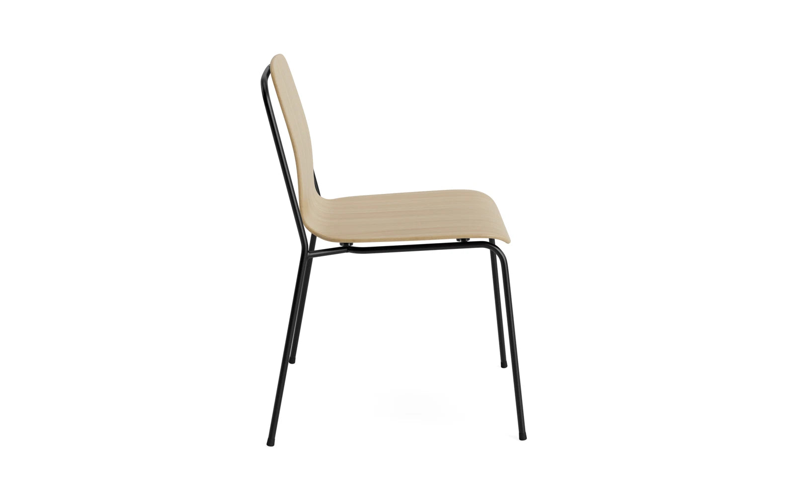 Moderner Studio Stuhl von Normann Copenhagen: Schlanker Stahlrahmen trifft auf edles Eichenfurnier. Ideal für jeden Raum, stapelbar und funktional.