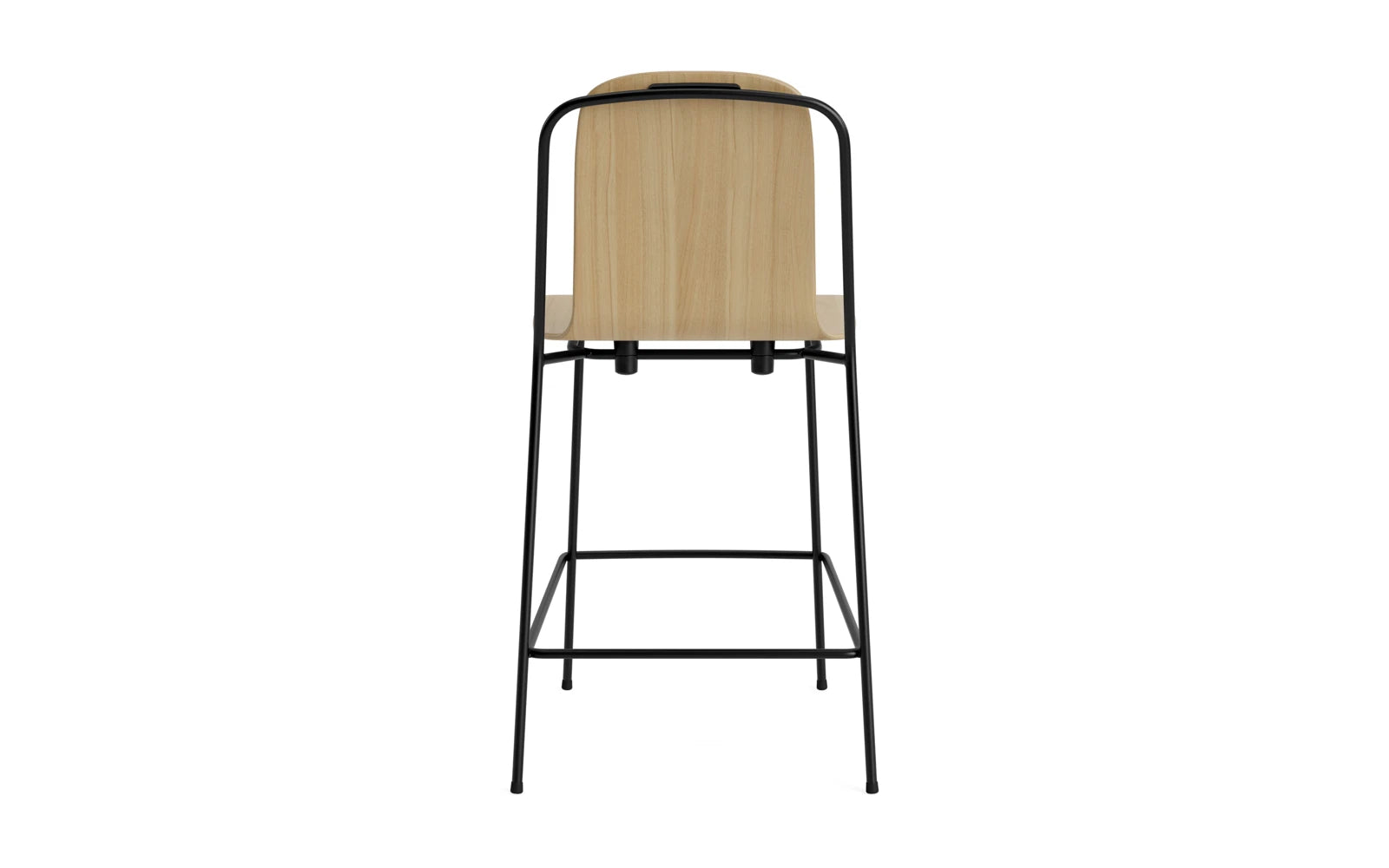 Entdecken Sie den eleganten Studio Barstuhl von Normann Copenhagen. Mit 65 cm Sitzhöhe und einer stilvollen Kombination aus schwarzem Stahl und Eichenfurnier ist er ideal für moderne Küchen und Essbereiche.