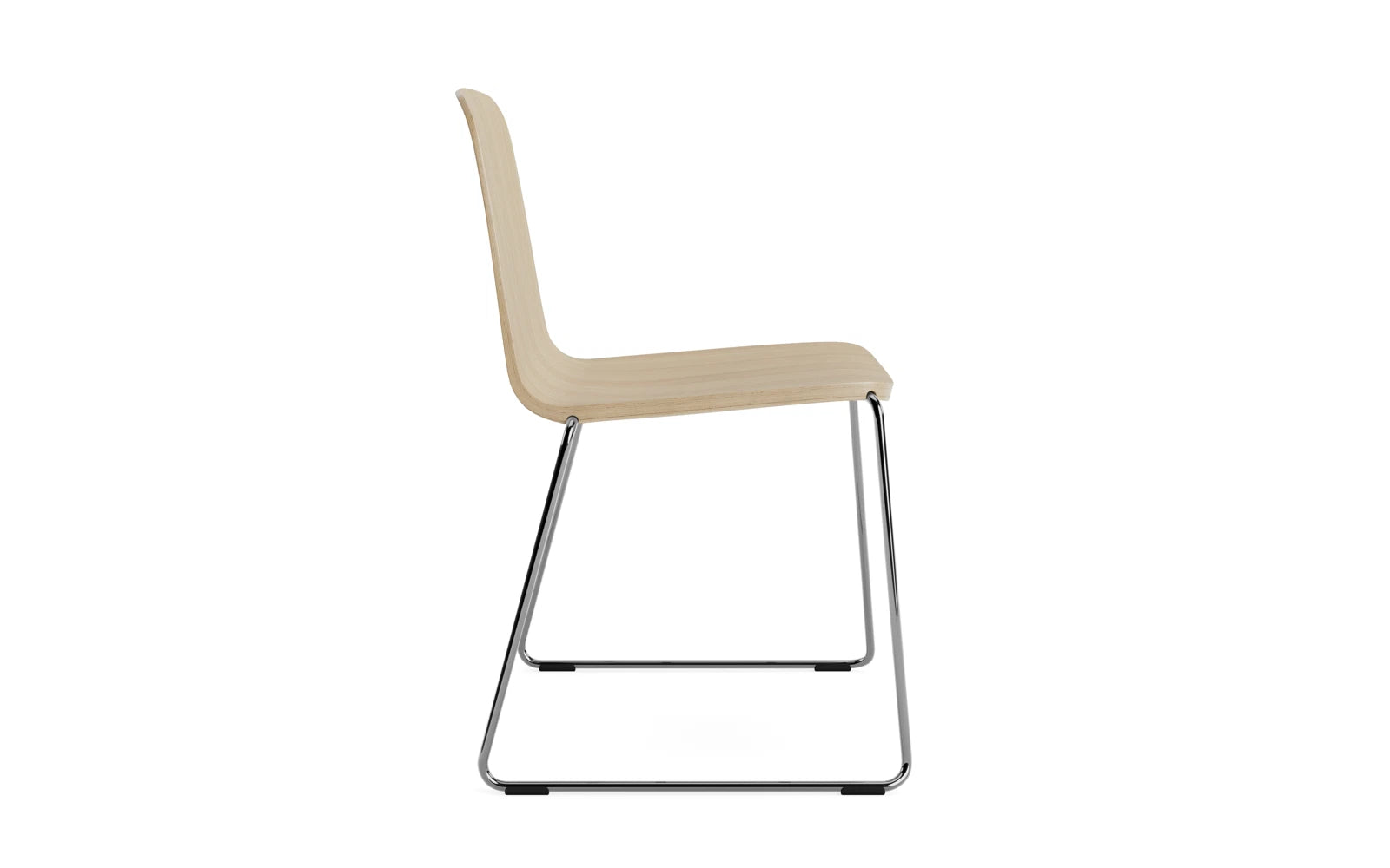 Der Just Stuhl von Normann Copenhagen vereint modernes Design mit optimalem Sitzkomfort – ideal für stilvolle und funktionale Wohnräume.