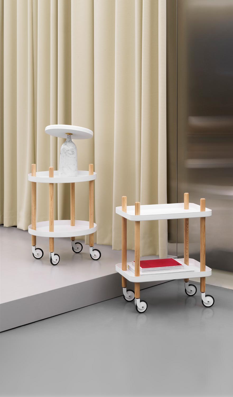 Block Tisch in präsentiert im Onlineshop von KAQTU Design AG. Servierwagen ist von Normann Copenhagen