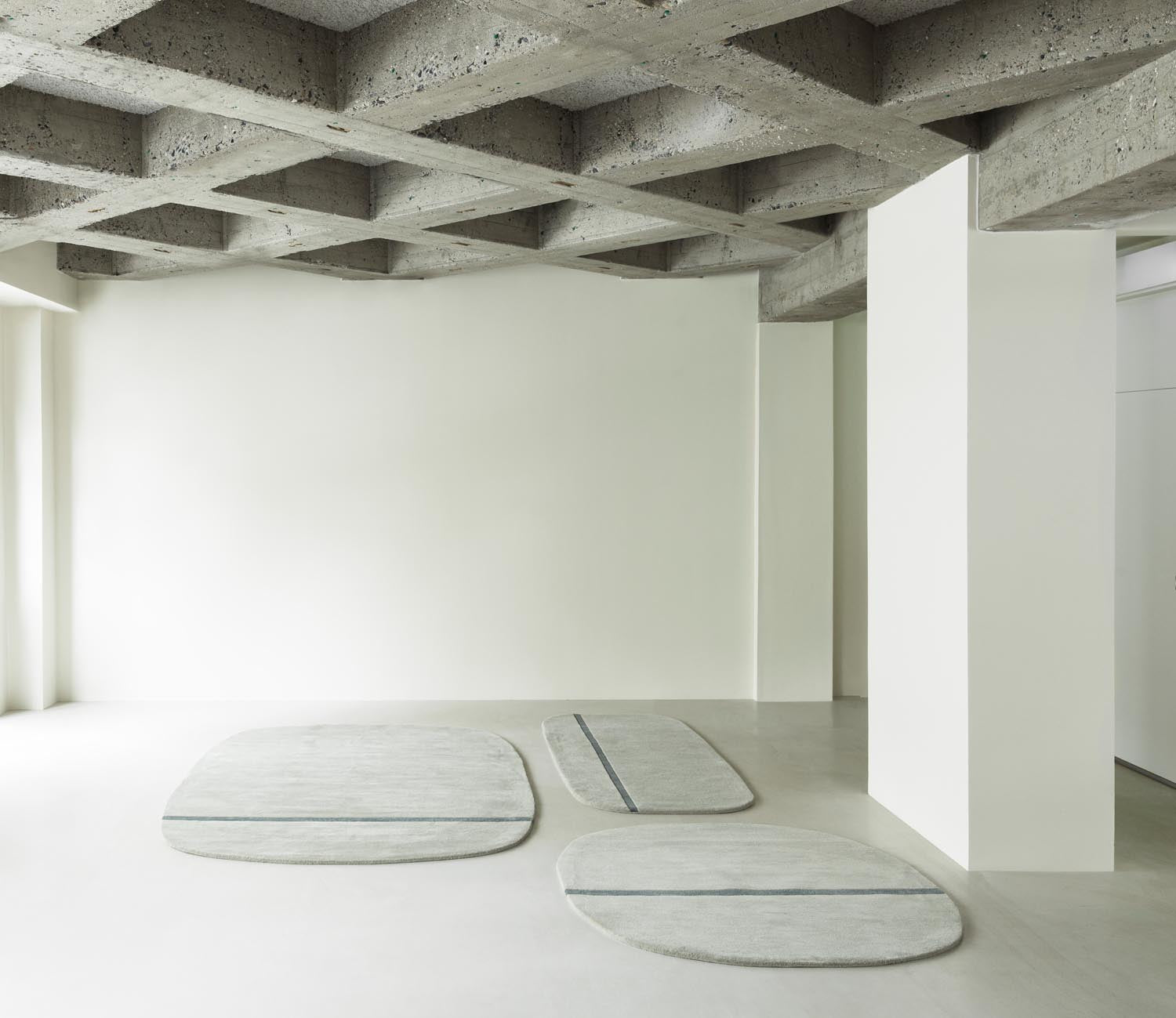 Oona Teppich von Normann Copenhagen: Einzigartige Designs und lebendige Farben, die jedem Raum Charakter verleihen.