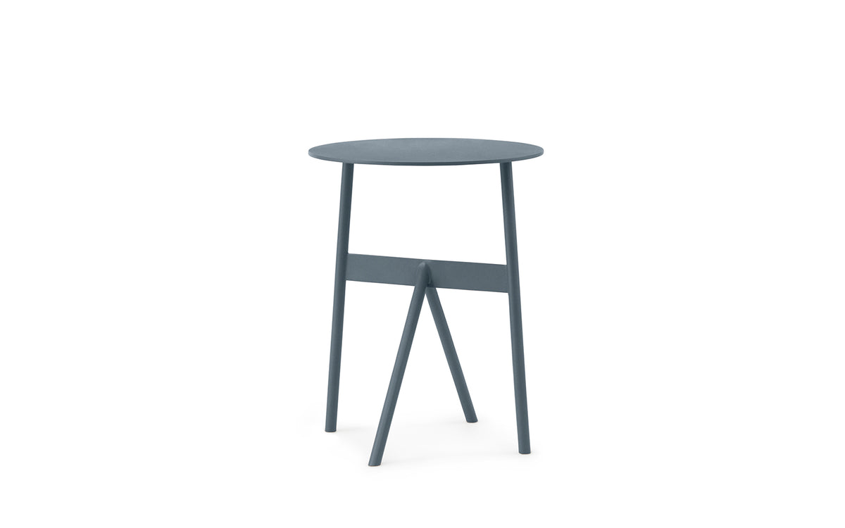 Stock Tisch in Stahlblau präsentiert im Onlineshop von KAQTU Design AG. Beistelltisch ist von Normann Copenhagen