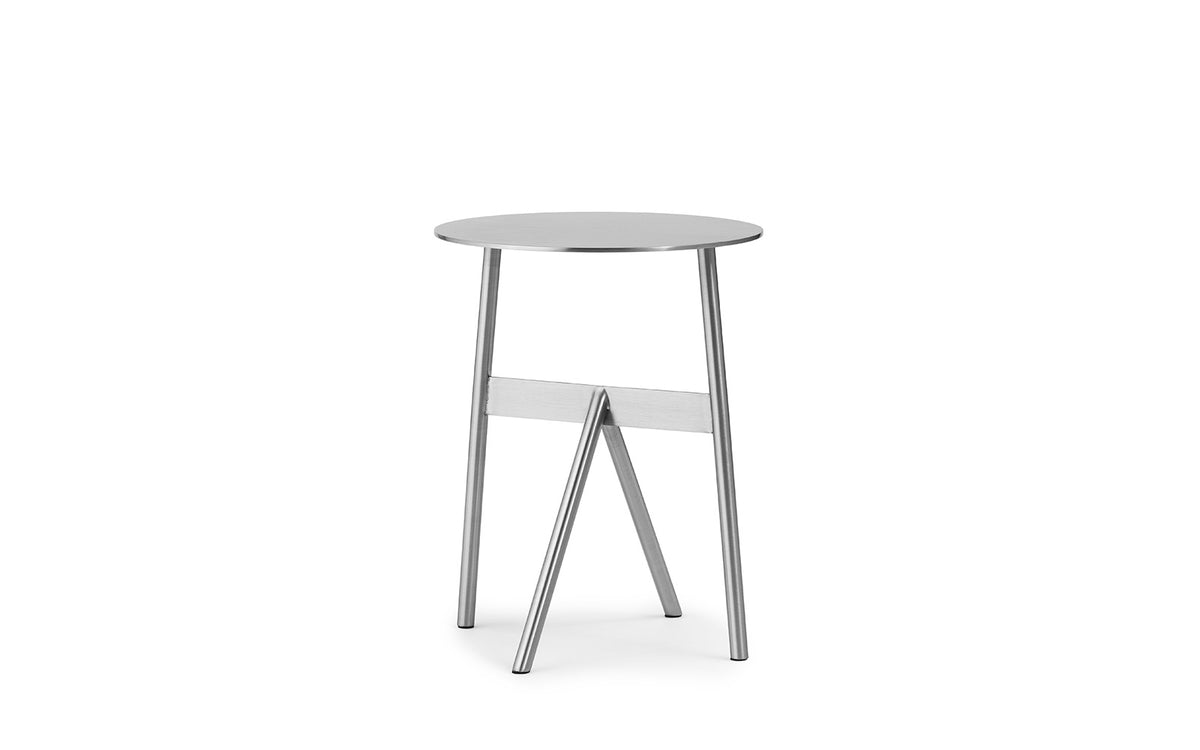 Stock Beistelltisch in Rostfreier Stahl präsentiert im Onlineshop von KAQTU Design AG. Beistelltisch ist von Normann Copenhagen