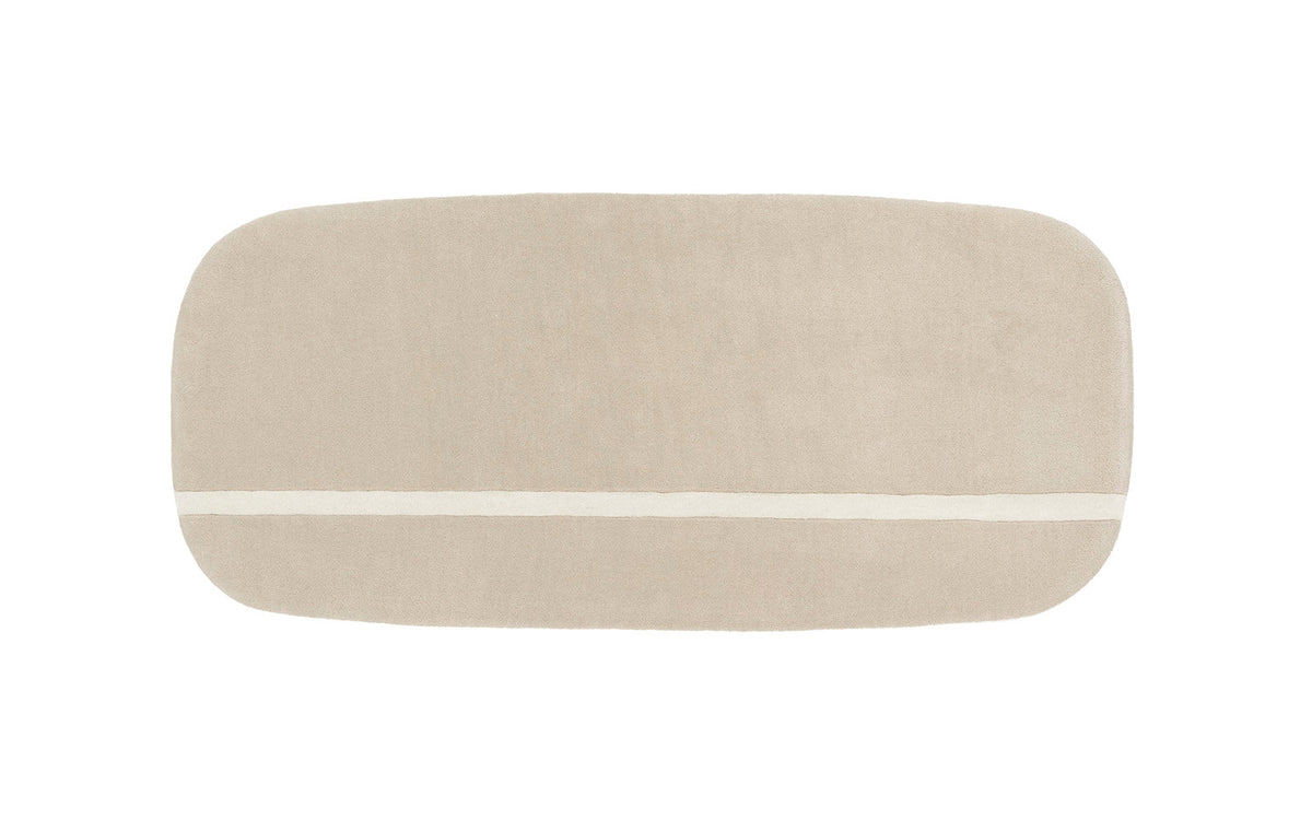 Oona Teppich in Sand präsentiert im Onlineshop von KAQTU Design AG. Teppich ist von Normann Copenhagen