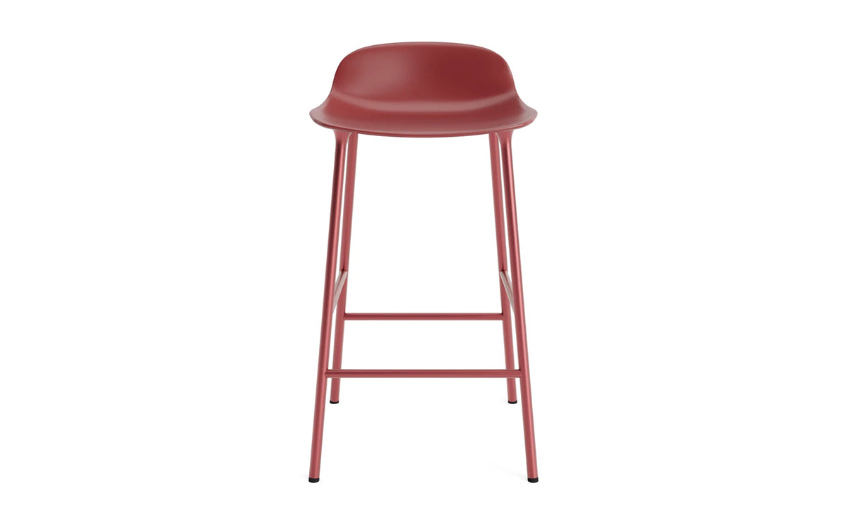 Form Barhocker in Rot präsentiert im Onlineshop von KAQTU Design AG. Barstuhl ist von Normann Copenhagen