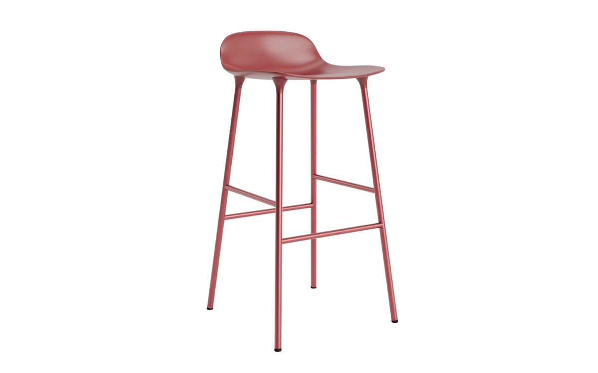 Form Barhocker in Rot präsentiert im Onlineshop von KAQTU Design AG. Barstuhl ist von Normann Copenhagen