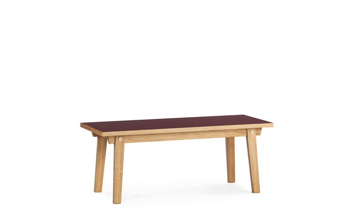 Slice Couchtisch 42 x 100 cm Linoleum in präsentiert im Onlineshop von KAQTU Design AG. Couchtisch ist von Normann Copenhagen