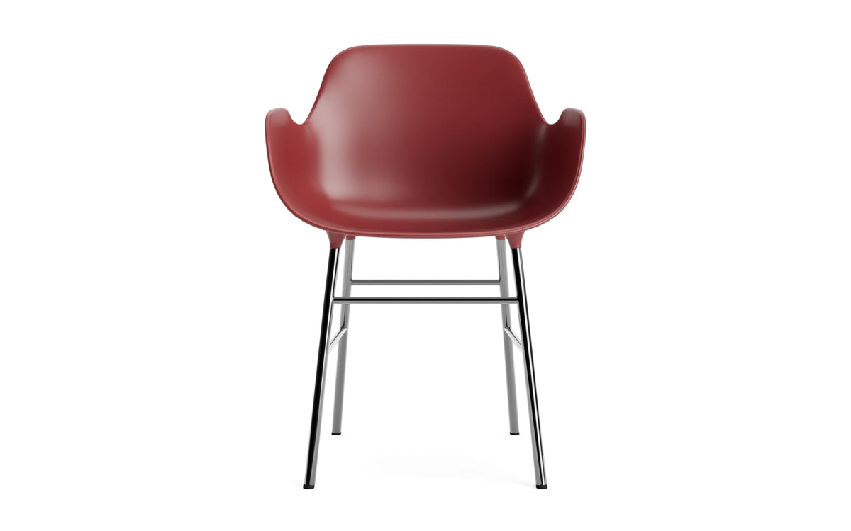 Form Armlehnstuhl in Rot präsentiert im Onlineshop von KAQTU Design AG. Stuhl mit Armlehne ist von Normann Copenhagen