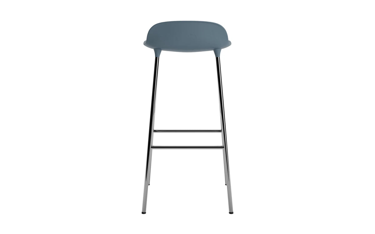 Form Barhocker in Blau präsentiert im Onlineshop von KAQTU Design AG. Barstuhl ist von Normann Copenhagen
