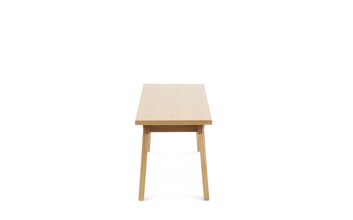 Slice Bank vol. 2 38x160 cm Eiche in präsentiert im Onlineshop von KAQTU Design AG. Sitzbank ist von Normann Copenhagen