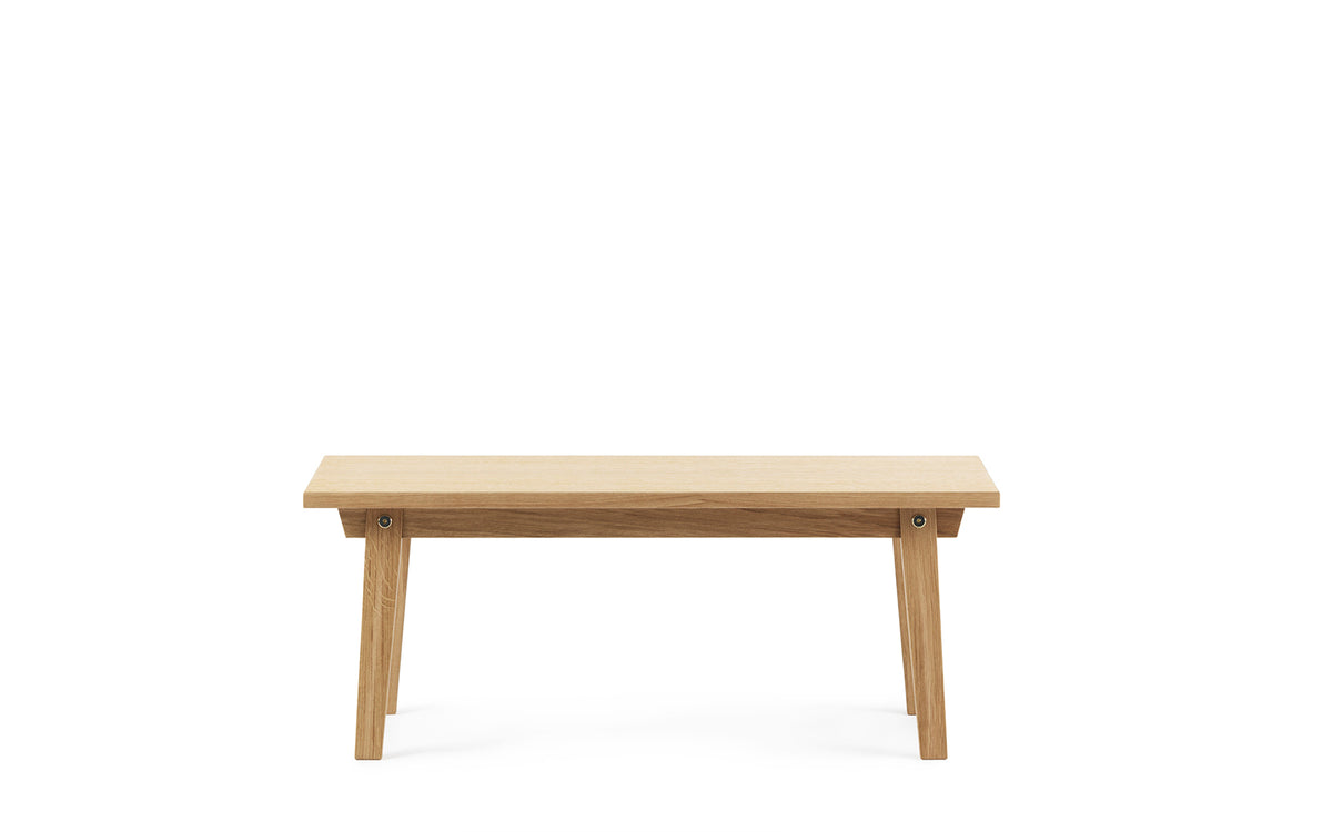 Slice Couchtisch vol. 2 42x100 cm Eiche in präsentiert im Onlineshop von KAQTU Design AG. Couchtisch ist von Normann Copenhagen