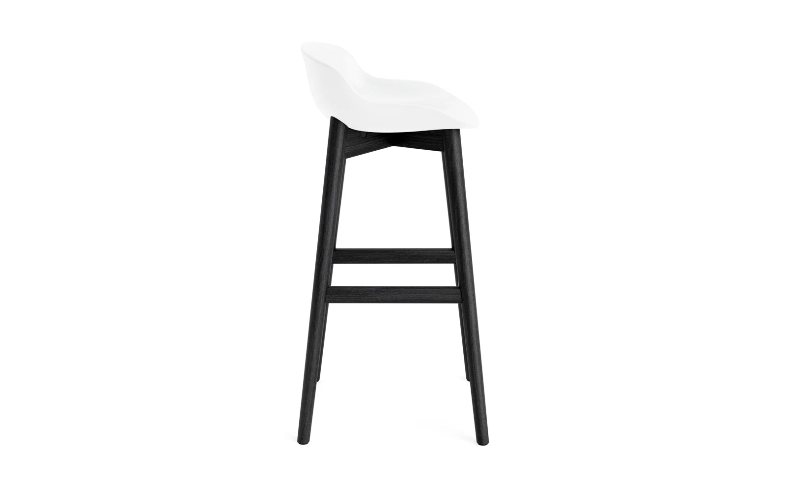 Entdecken Sie den Hyg Barhocker 75 cm von Normann Copenhagen: Eleganter Barhocker in schwarzer Eiche und weißem Sitz, ideal für stilvolle Ess- und Loungebereiche.