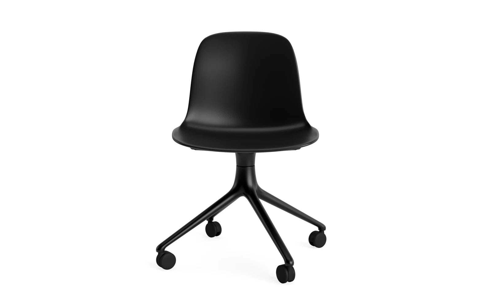 Erleben Sie den Form Drehstuhl 4W von Normann Copenhagen – ein stilvoller, funktionaler Stuhl aus schwarzem Aluminium, perfekt für jeden Raum.