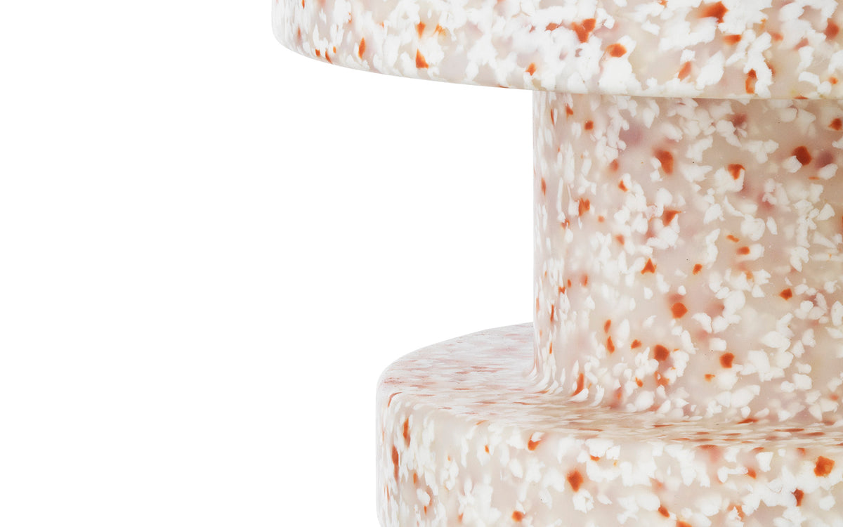 Bit Hocker Stack in Weiss präsentiert im Onlineshop von KAQTU Design AG. Pouf ist von Normann Copenhagen