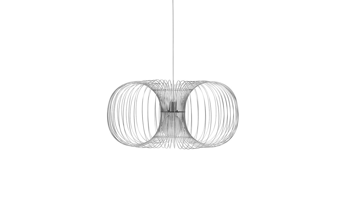 Coil Lampe in präsentiert im Onlineshop von KAQTU Design AG. Pendelleuchte ist von Normann Copenhagen
