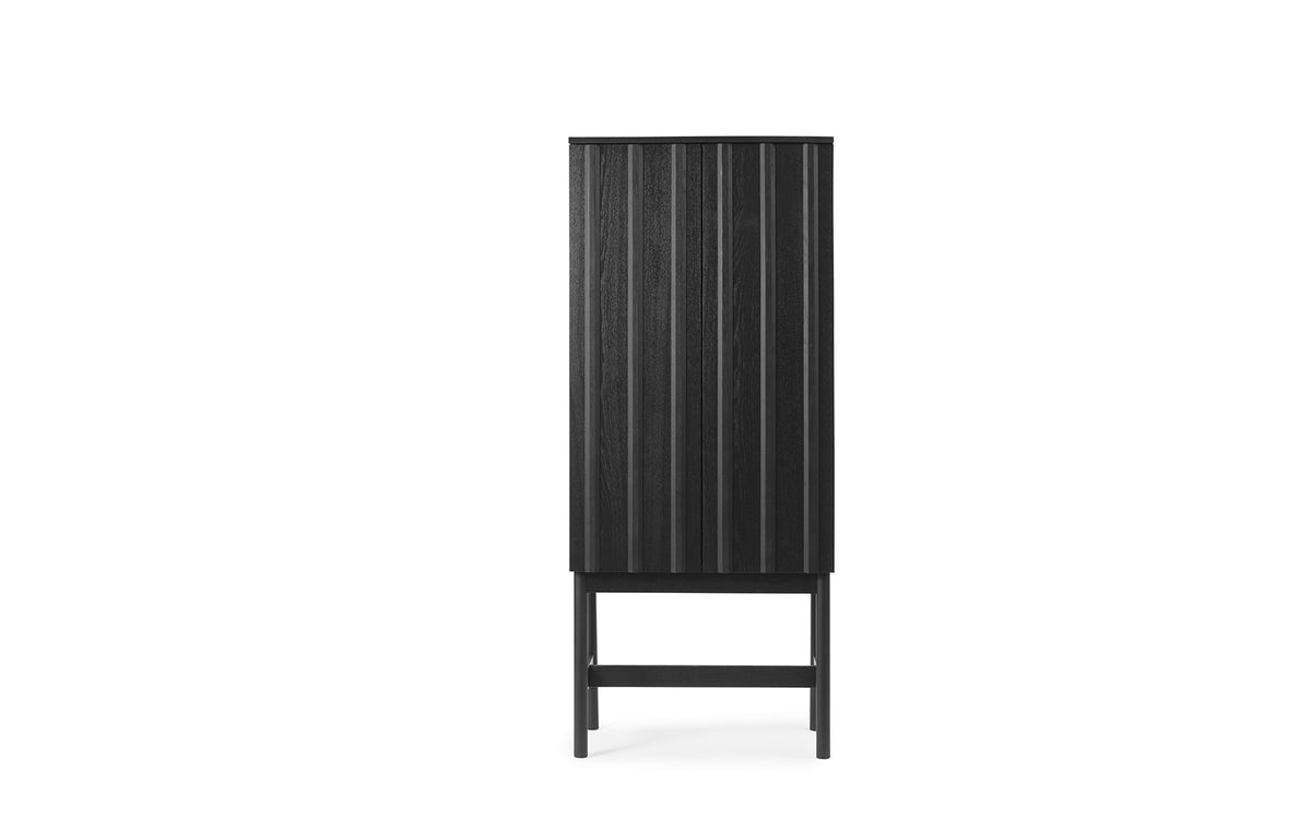 Rib Schrank in Black präsentiert im Onlineshop von KAQTU Design AG. Cabinet ist von Normann Copenhagen