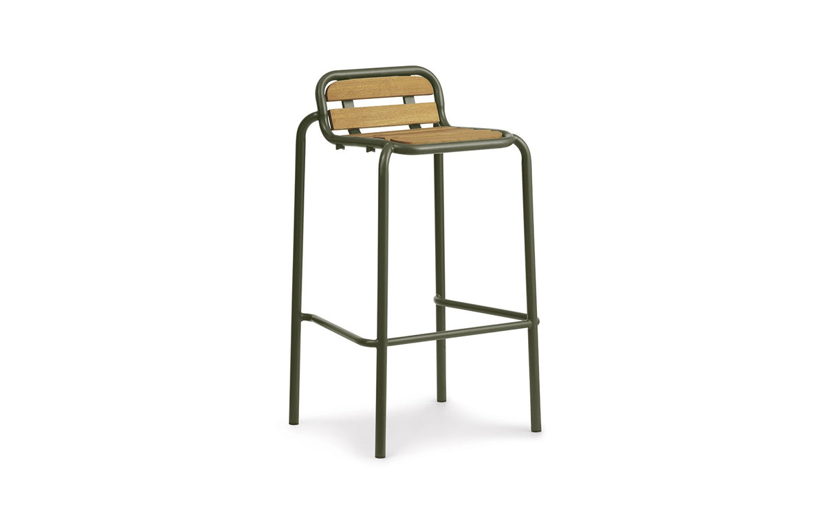 Schwarzer Barstuhl Vig mit Gestell aus pulverbeschichtetem Stahl und Sitzfläche aus geöltem Robinienholz, schlichtes Design für den Aussenbereich.