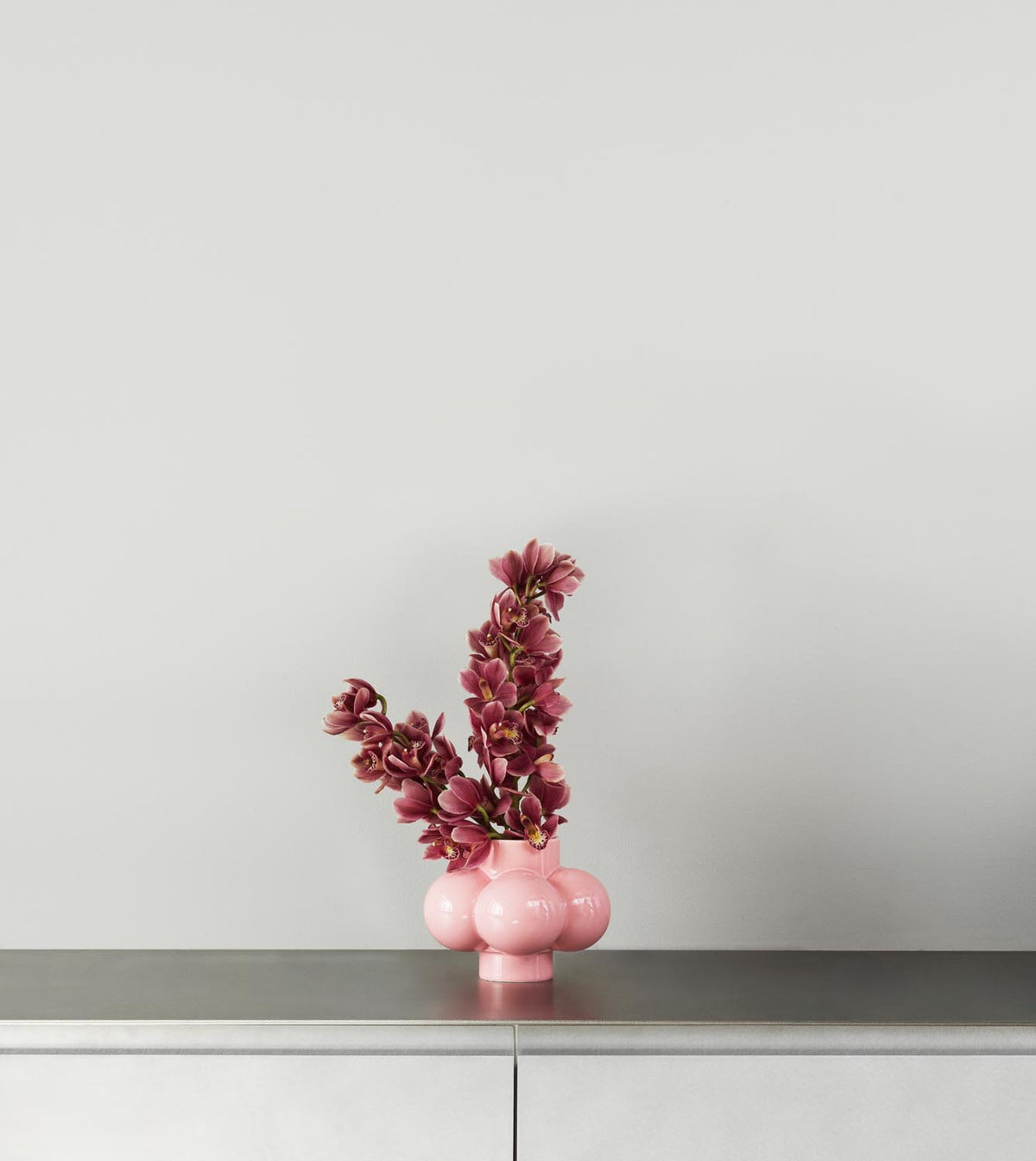 Deko Object B4 in Soft Pink präsentiert im Onlineshop von KAQTU Design AG. Kunstgegenstände ist von Normann Copenhagen