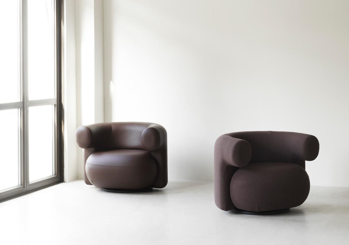 Burra Lounge-Sessel mit Rückdrehfunktion Remix in Remix 133 präsentiert im Onlineshop von KAQTU Design AG. Drehsessel ist von Normann Copenhagen