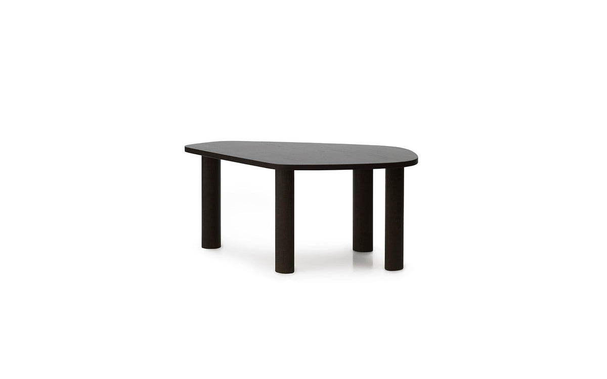 Sculp Couchtisch Gross Braun Gebeiztes Eschenholz in Brown präsentiert im Onlineshop von KAQTU Design AG. Couchtisch ist von Normann Copenhagen