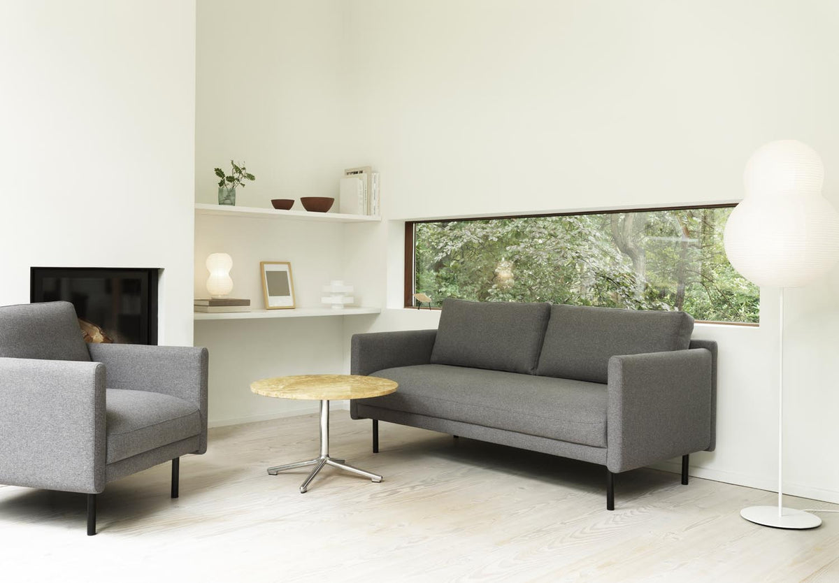 Rar Sofa 2 Sitzer in Re-Born Dunkelgrau präsentiert im Onlineshop von KAQTU Design AG. 2er Sofa ist von Normann Copenhagen