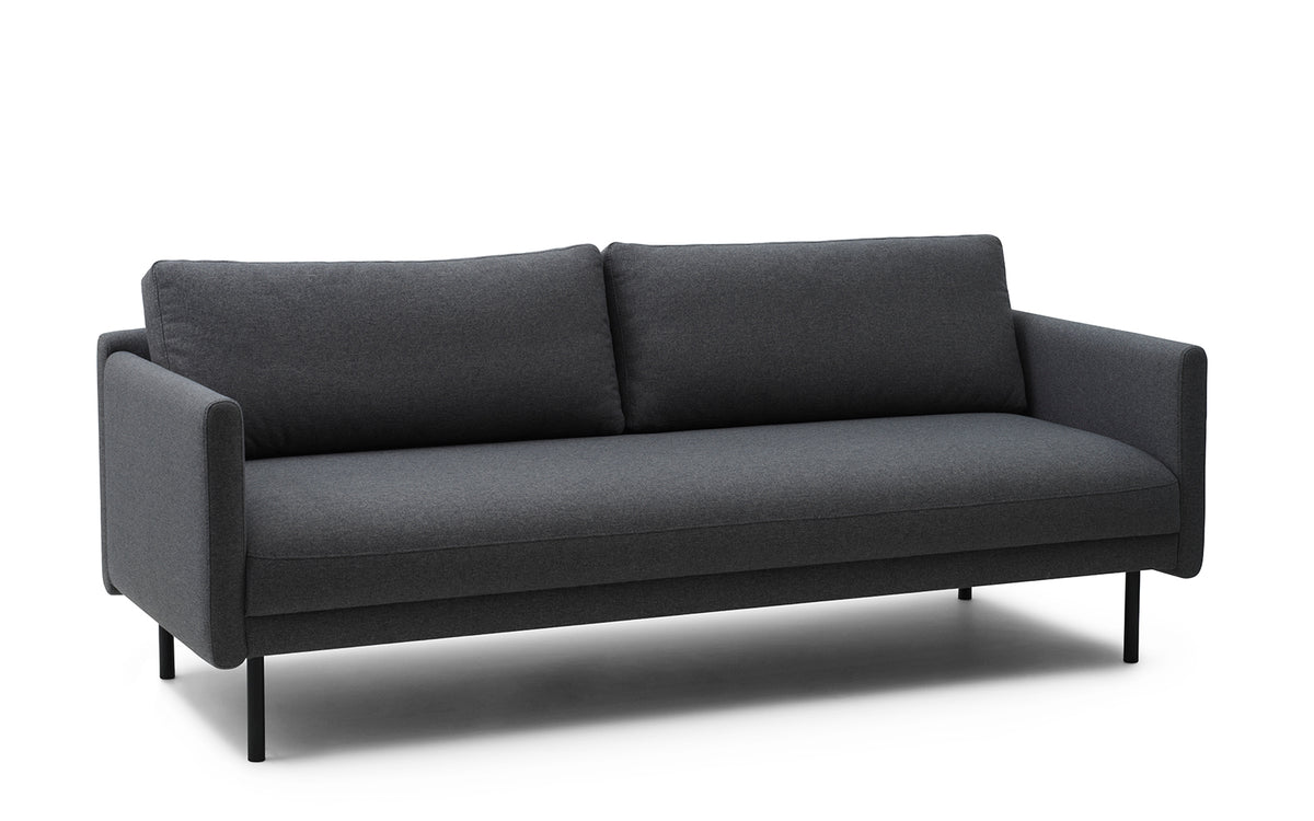 Rar Sofa 3 Sitzer in Re-Born Dunkelgrau präsentiert im Onlineshop von KAQTU Design AG. 3er Sofa ist von Normann Copenhagen