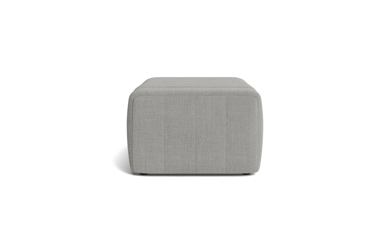 Erleben Sie den Scene Pouf Gross Remix von Normann Copenhagen – ein eleganter, bequemer Pouf, der jedem Raum einen Hauch von Stil verleiht.