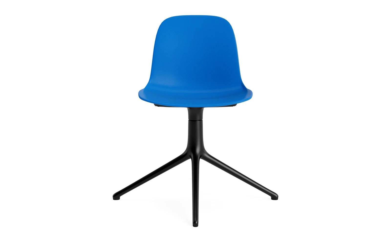 Erleben Sie den Form Drehstuhl in strahlendem Blau und elegantem schwarzem Aluminium von Normann Copenhagen – die perfekte Kombination aus Stil und Funktionalität.