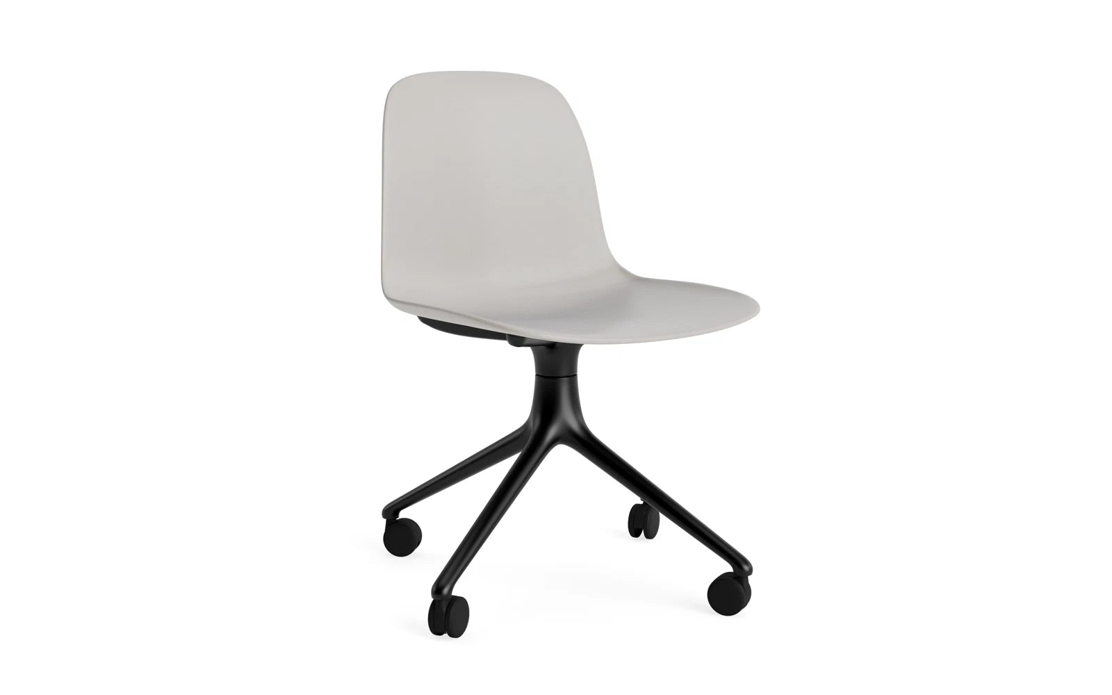 Form Drehstuhl 4W schwarzes Aluminium/Warmes Grau in präsentiert im Onlineshop von KAQTU Design AG. Drehstuhl ist von Normann Copenhagen