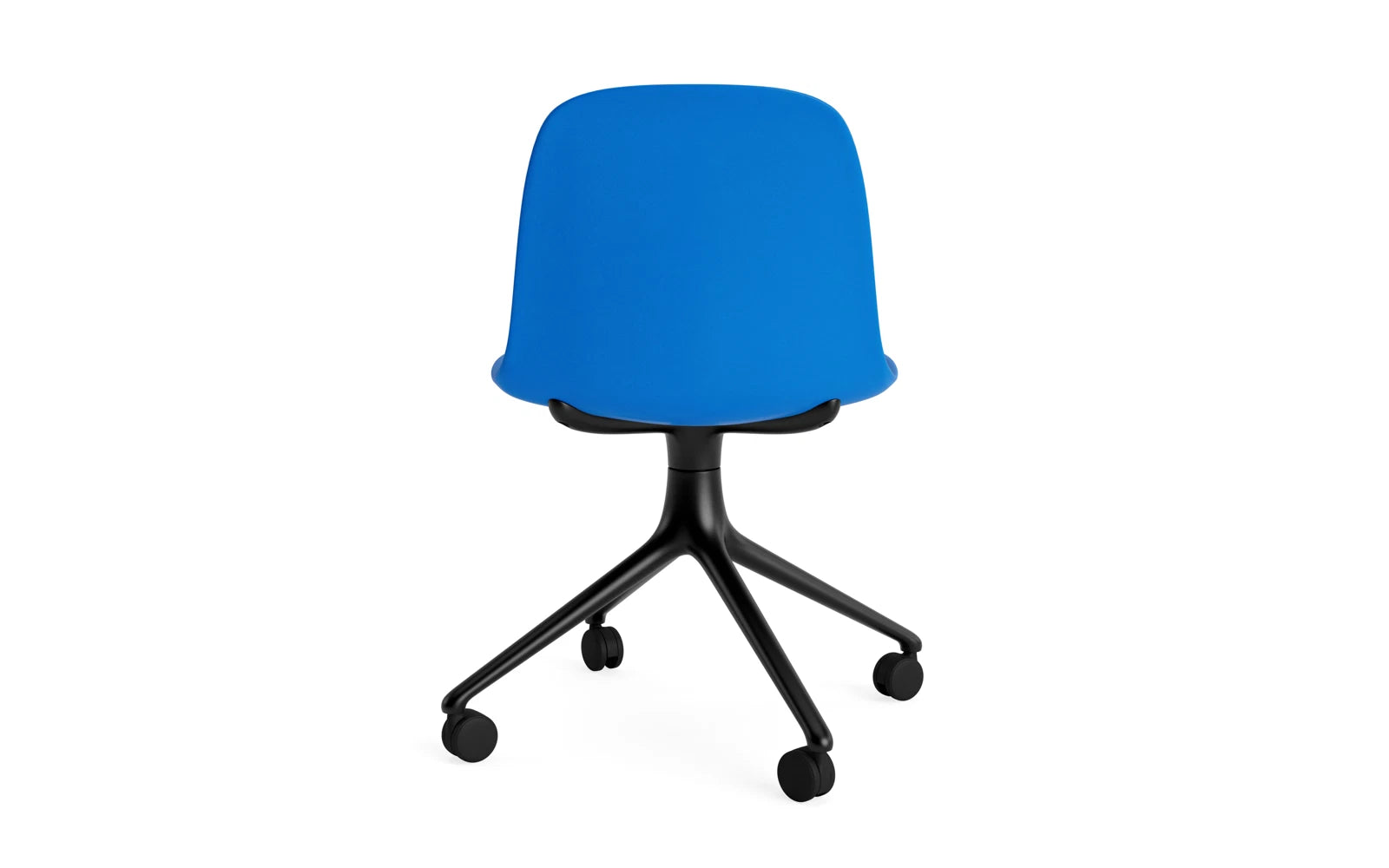 Entdecken Sie den Form Drehstuhl 4W von Normann Copenhagen: Stilvolles Design in leuchtendem Blau, robustes Aluminium und vielseitige Einsatzmöglichkeiten.