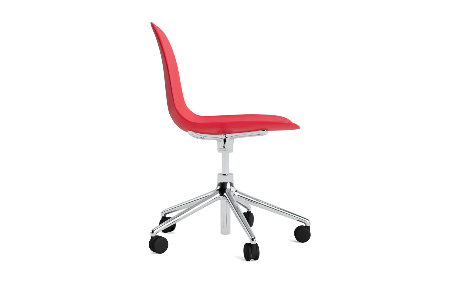 Entdecken Sie den Form Drehstuhl in leuchtendem Rot und Aluminium von Normann Copenhagen – ein stilvolles Möbelstück, das Komfort und Eleganz vereint.