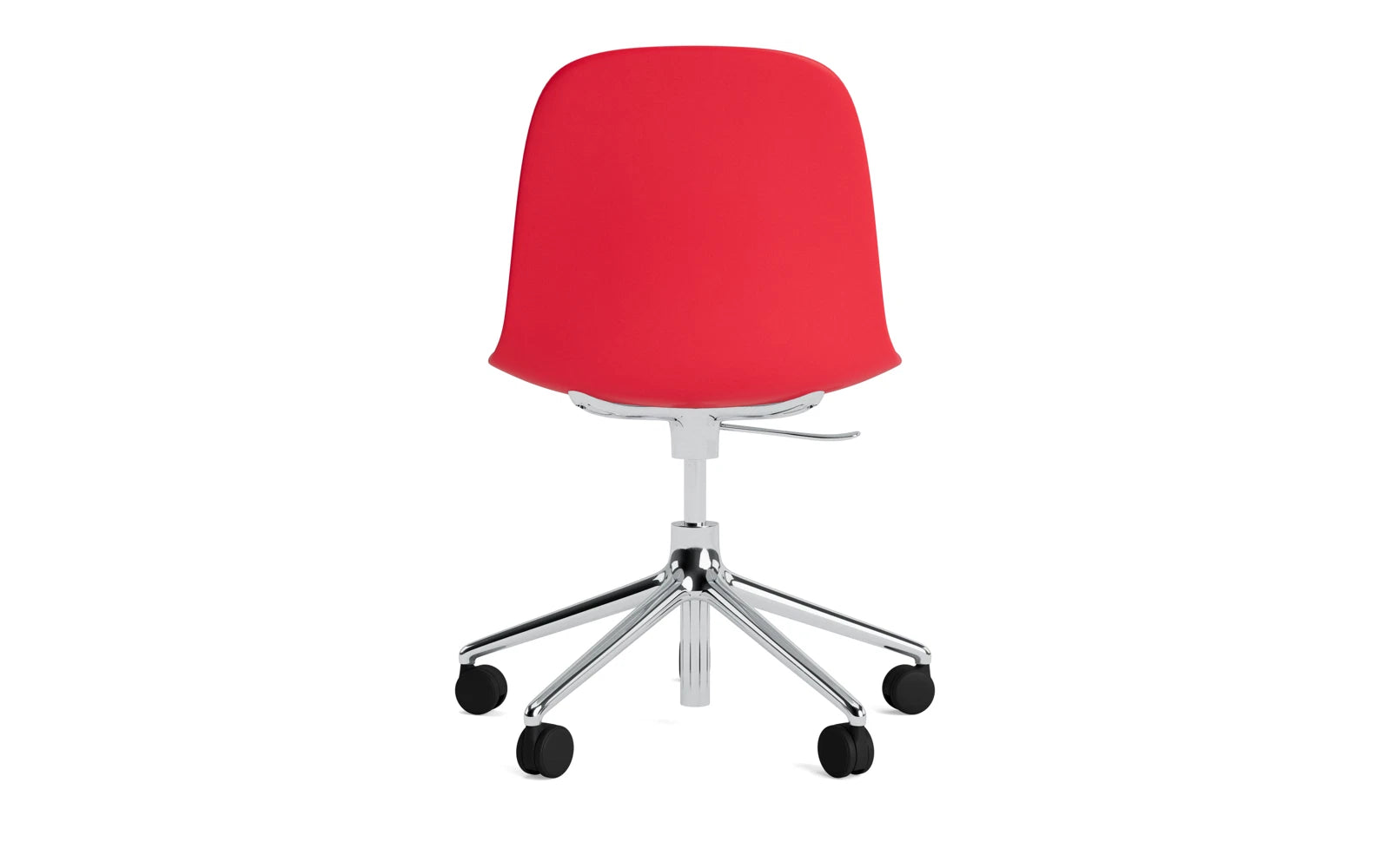 Erleben Sie den Form Drehstuhl in strahlendem Rot und Aluminium von Normann Copenhagen – ein elegantes Designhighlight für jeden Raum.